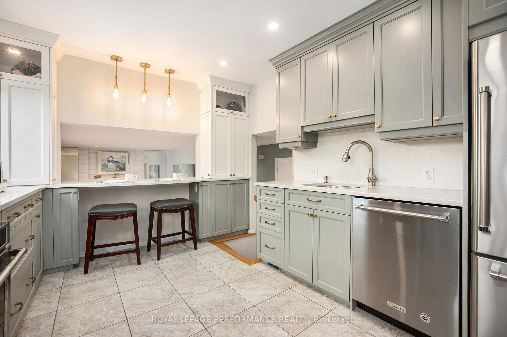 4362 Whittaker Crescent