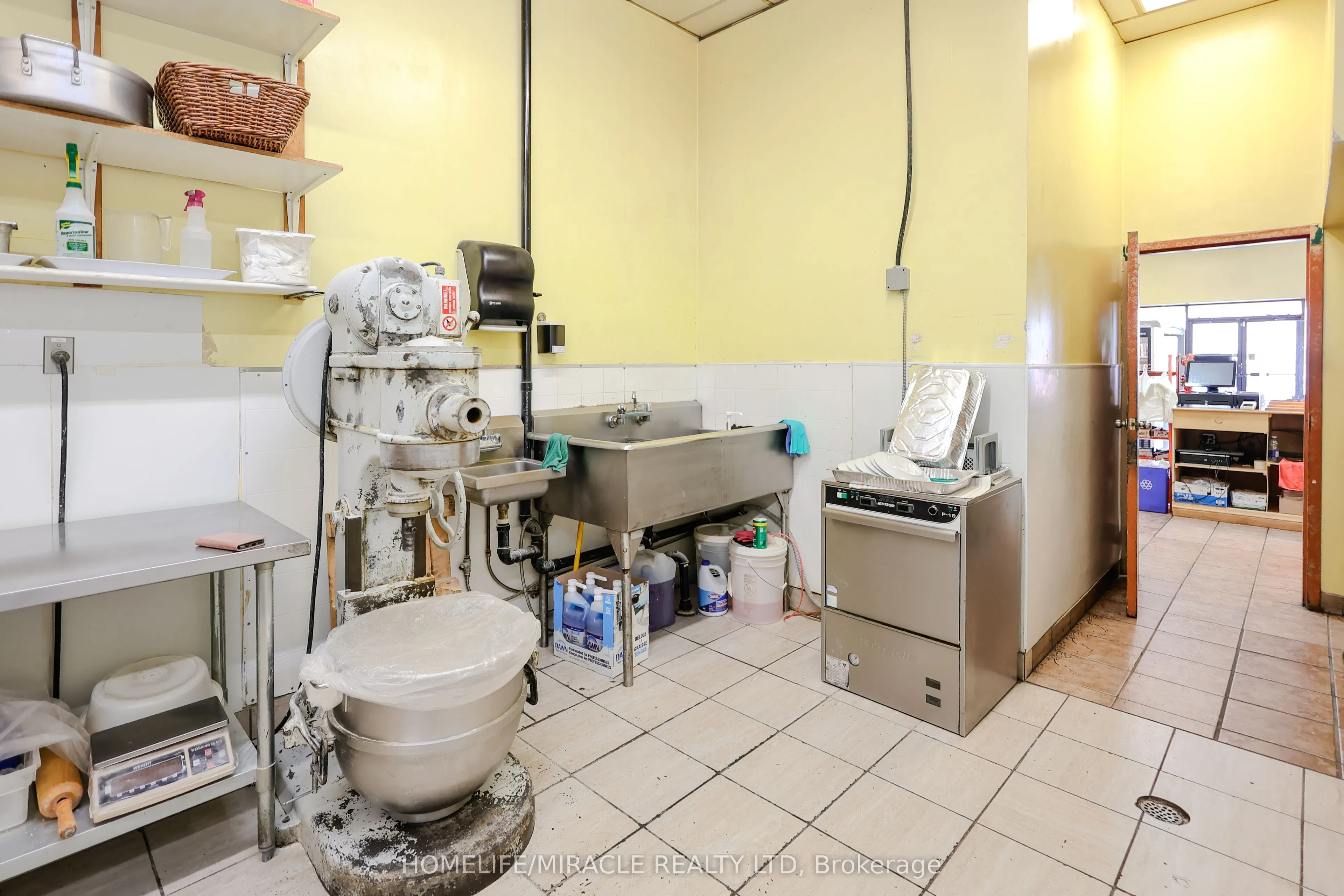 754 Queenston Road, #1 & 2