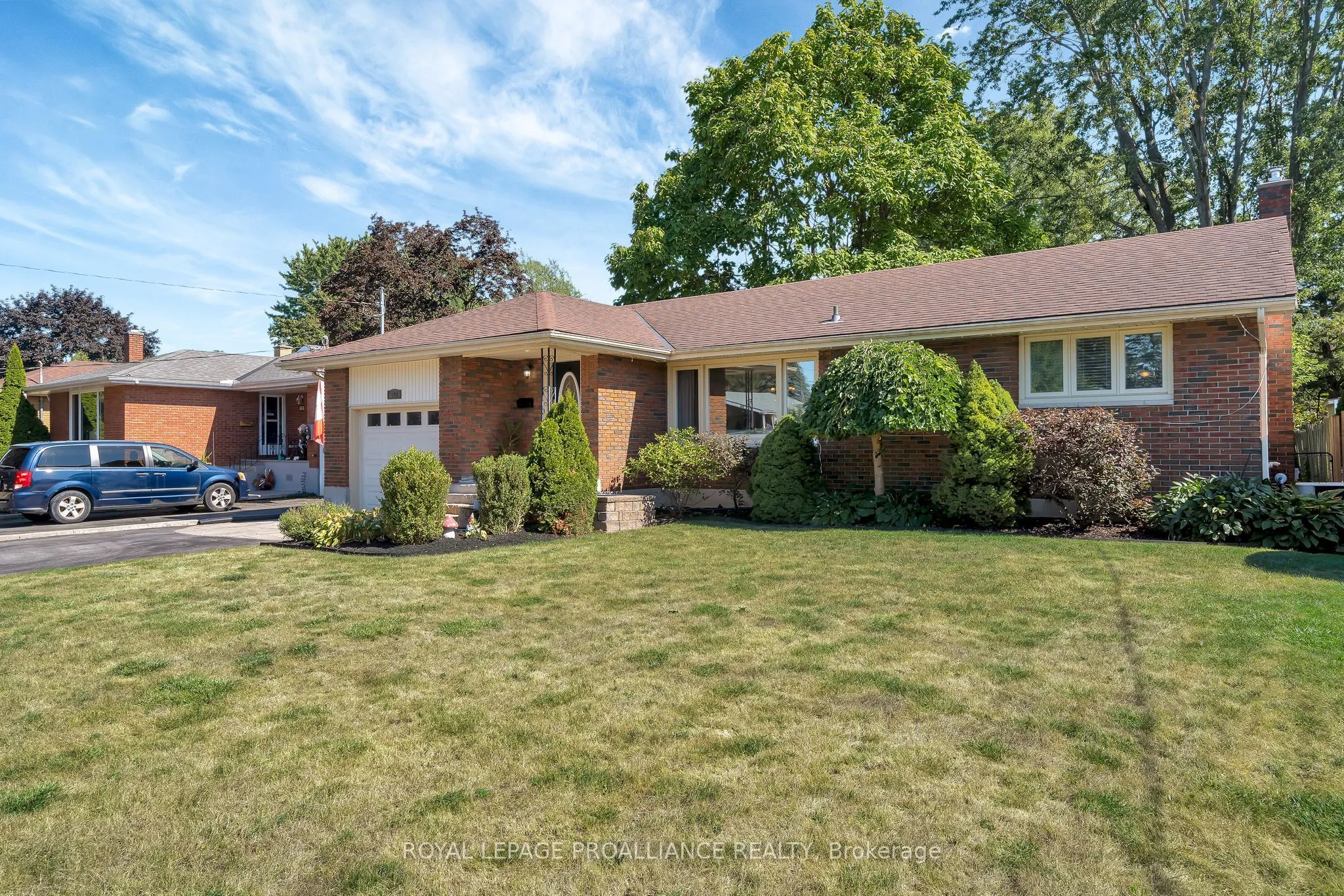 549 Victoria Avenue