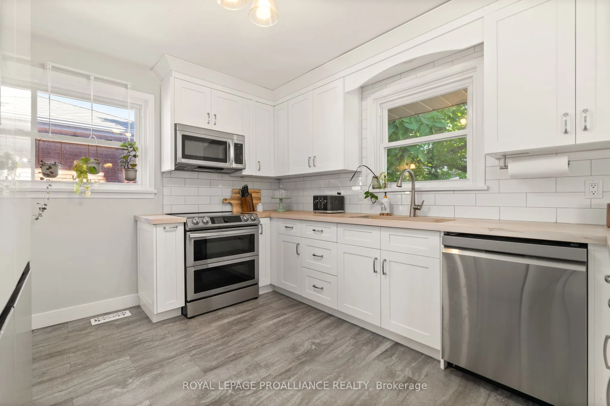 549 Victoria Avenue