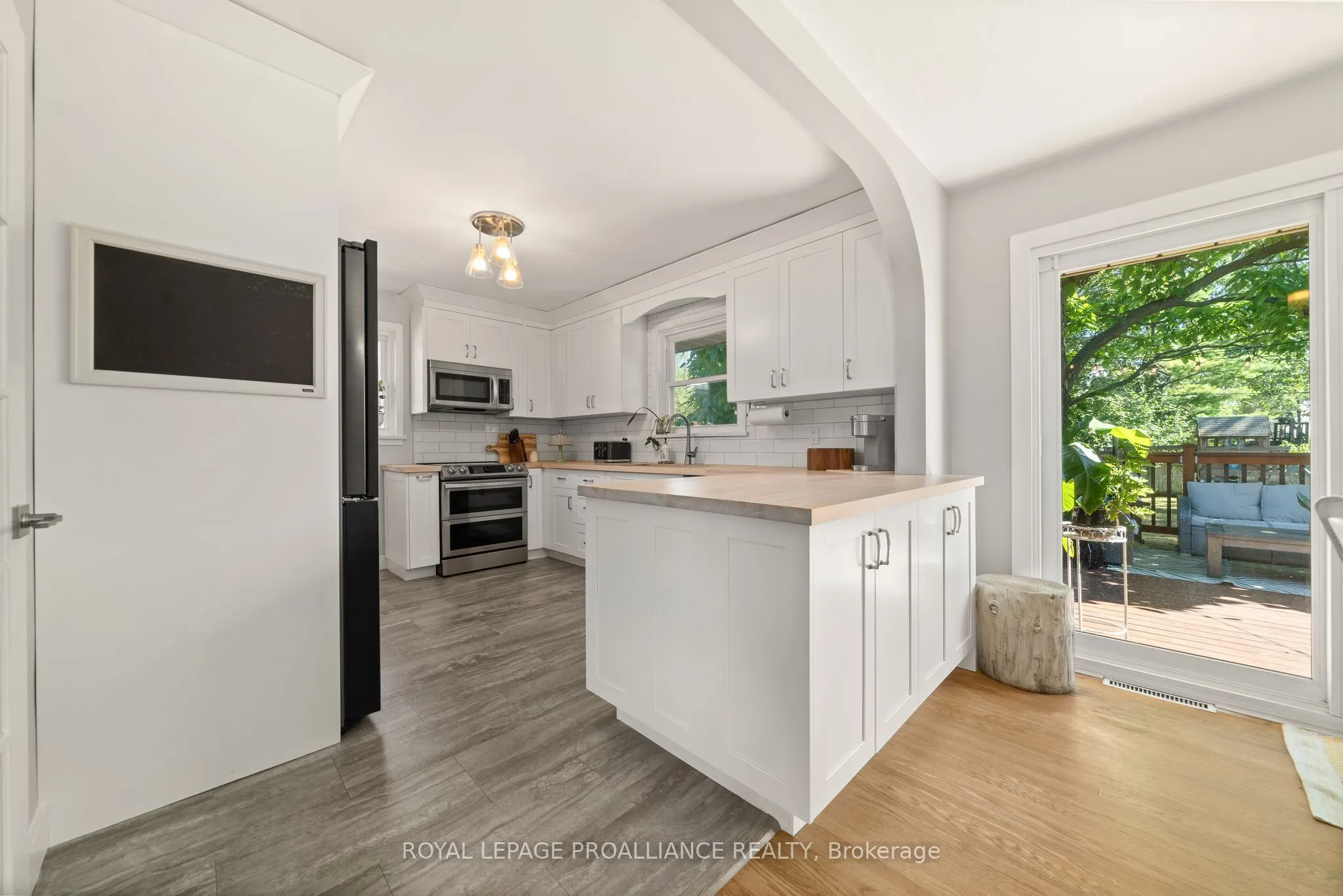 549 Victoria Avenue