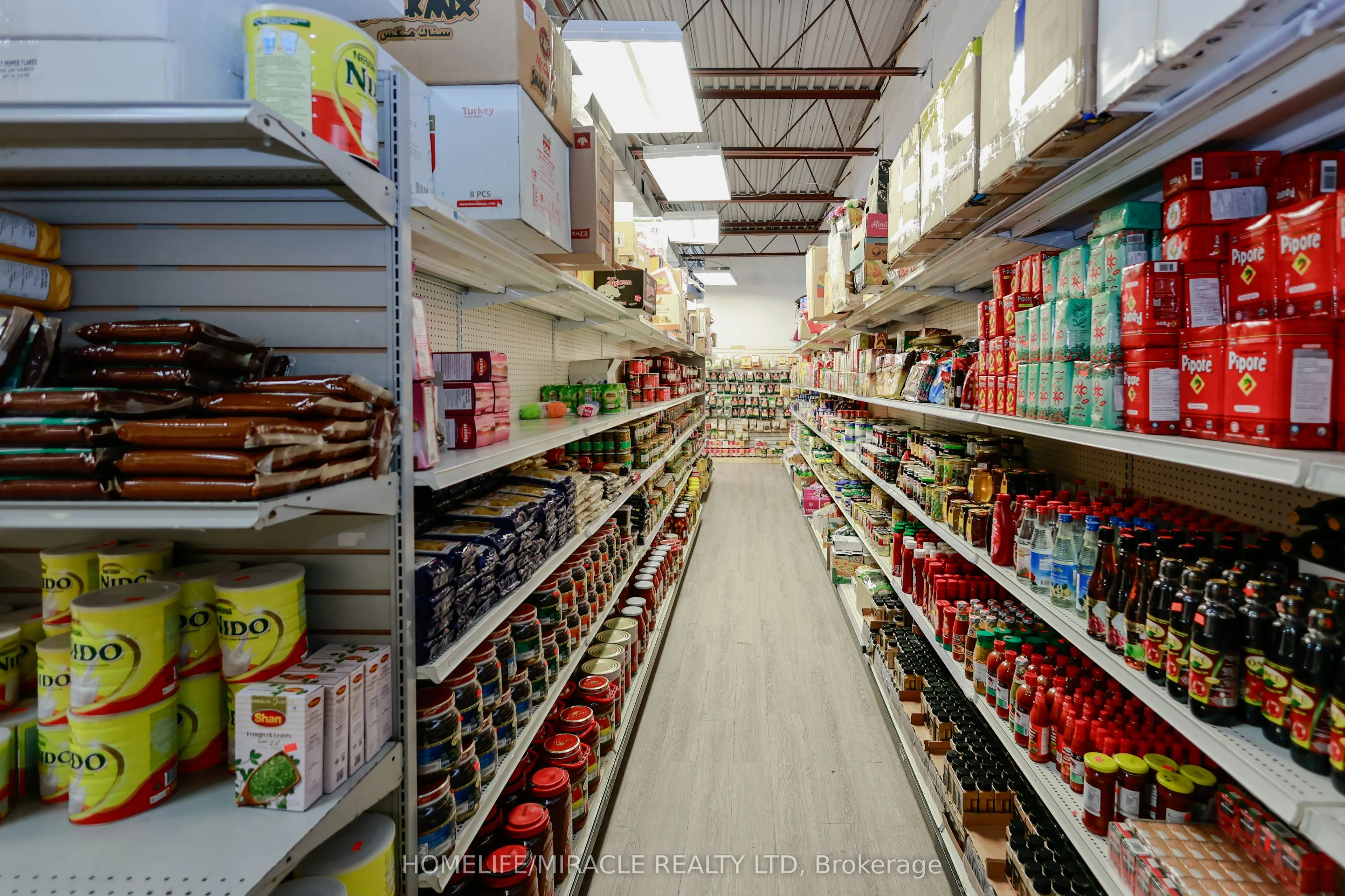 318 Queenston Road