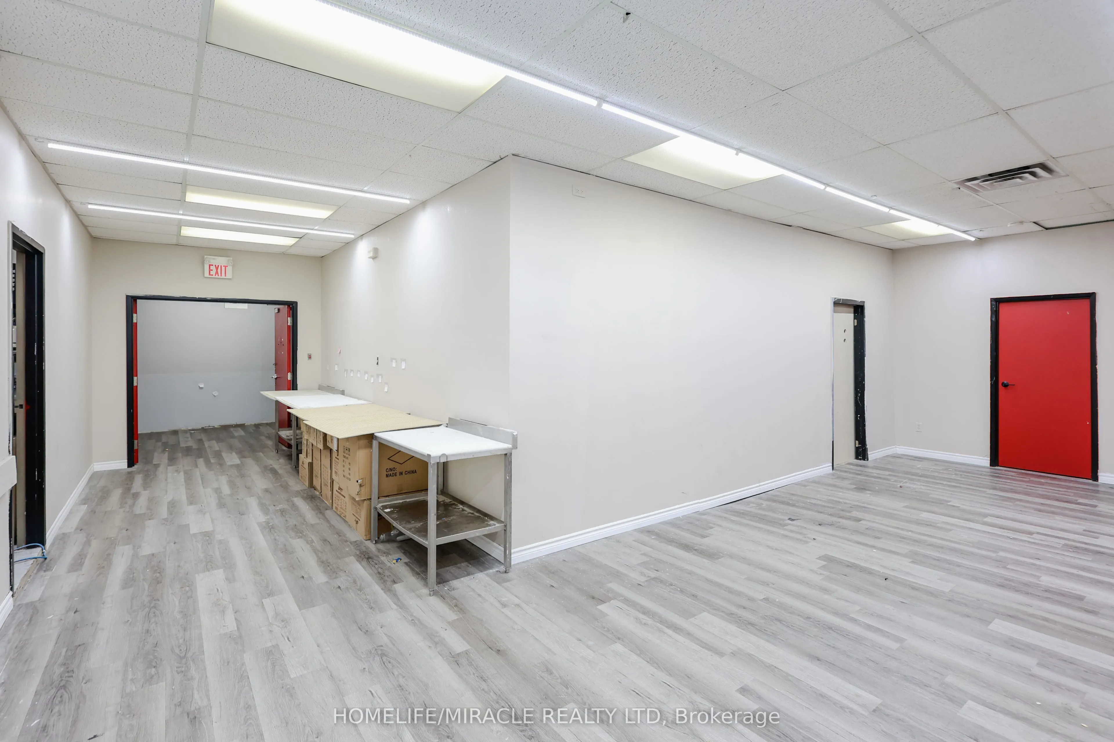 318 Queenston Road