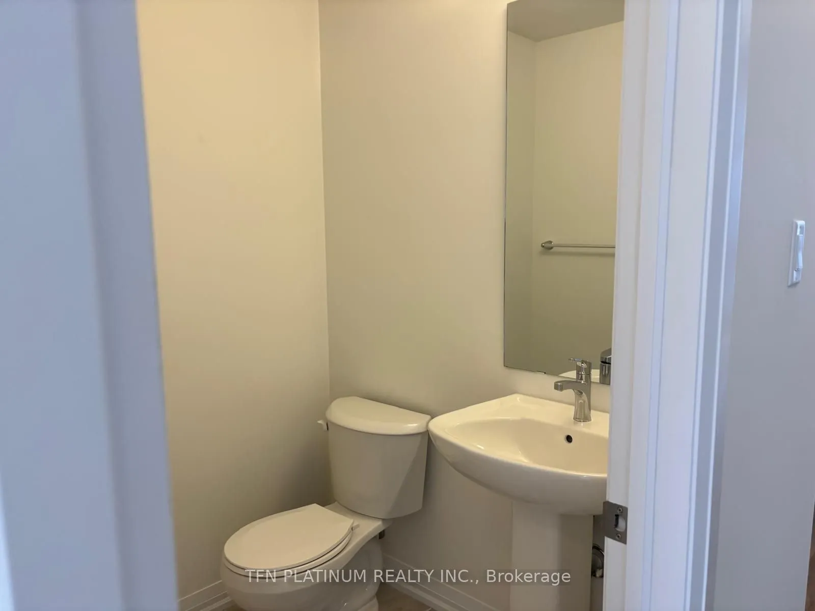 389 Conklin Road, #17