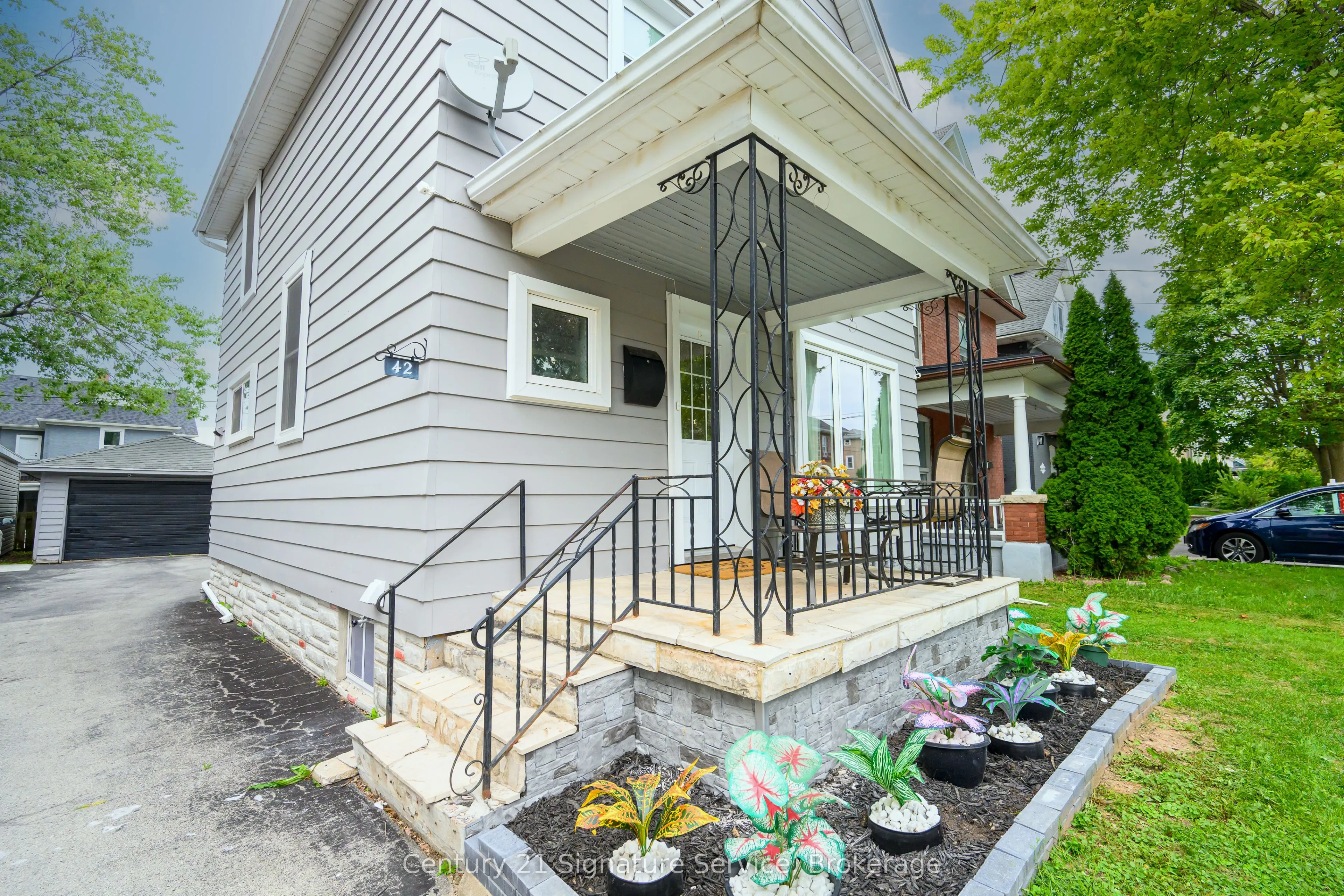42 Grove Street