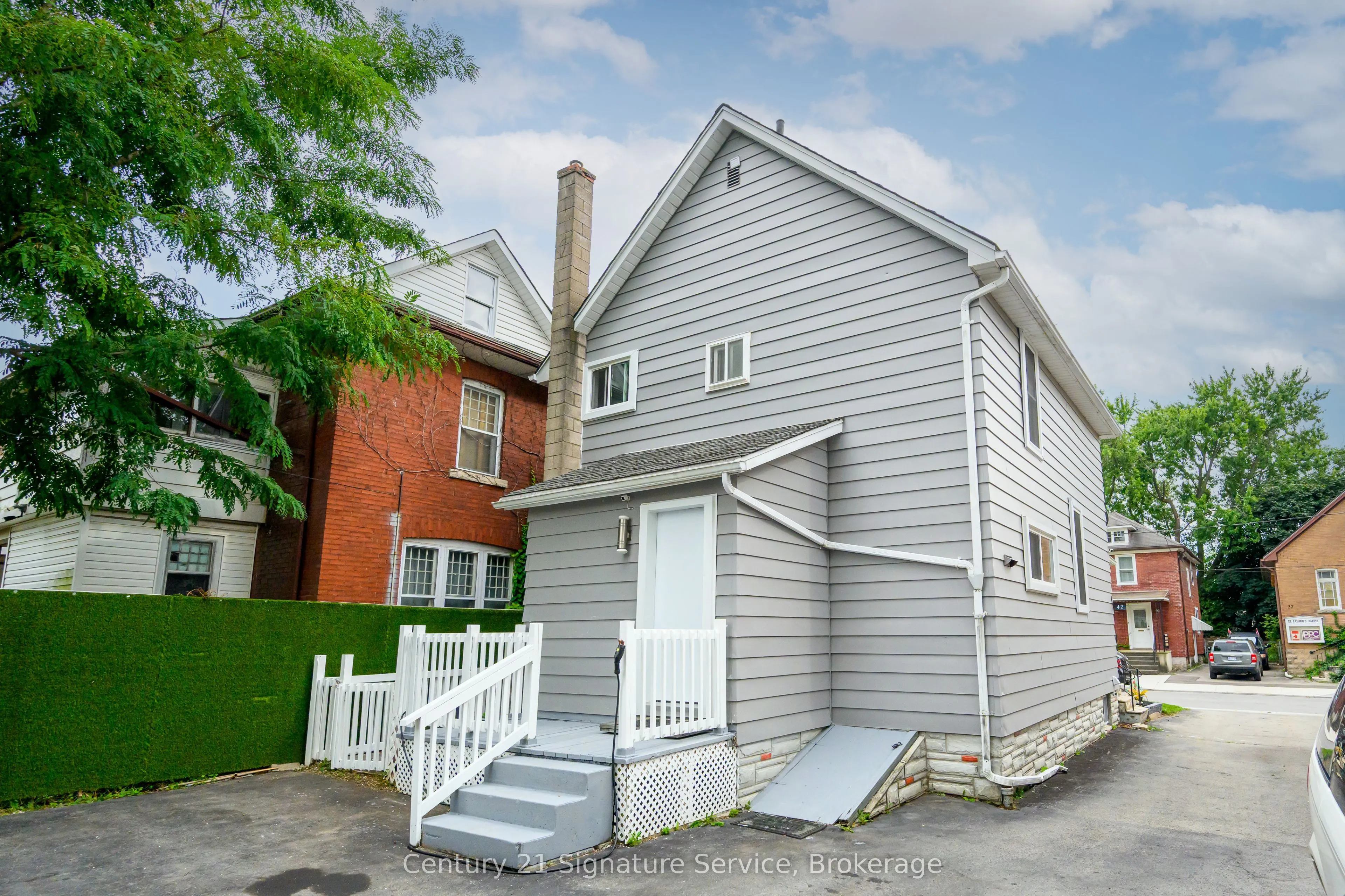 42 Grove Street