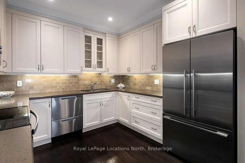 25 Beaver Street S, #203