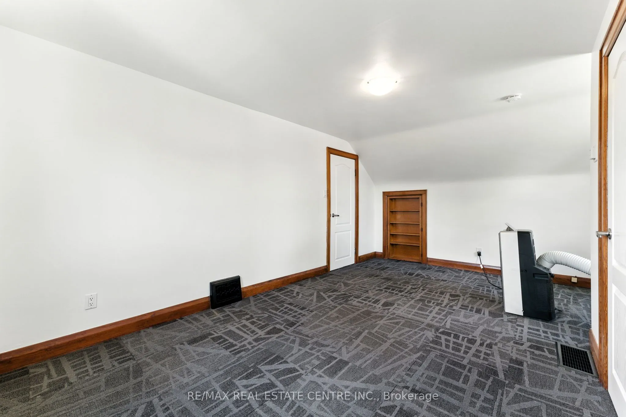 117 Pollock Avenue