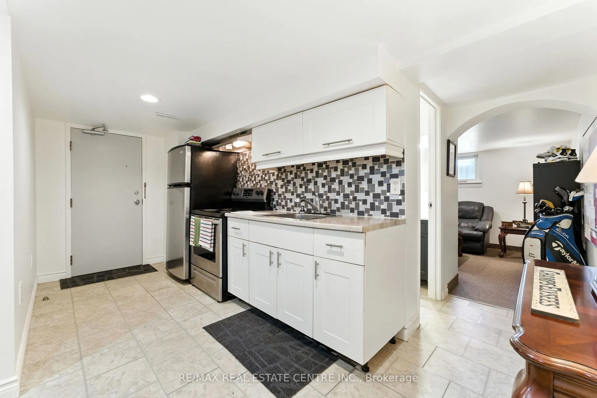 117 Pollock Avenue