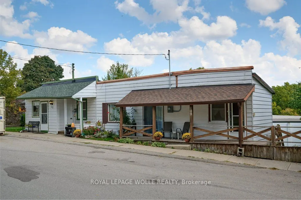109 Front Street