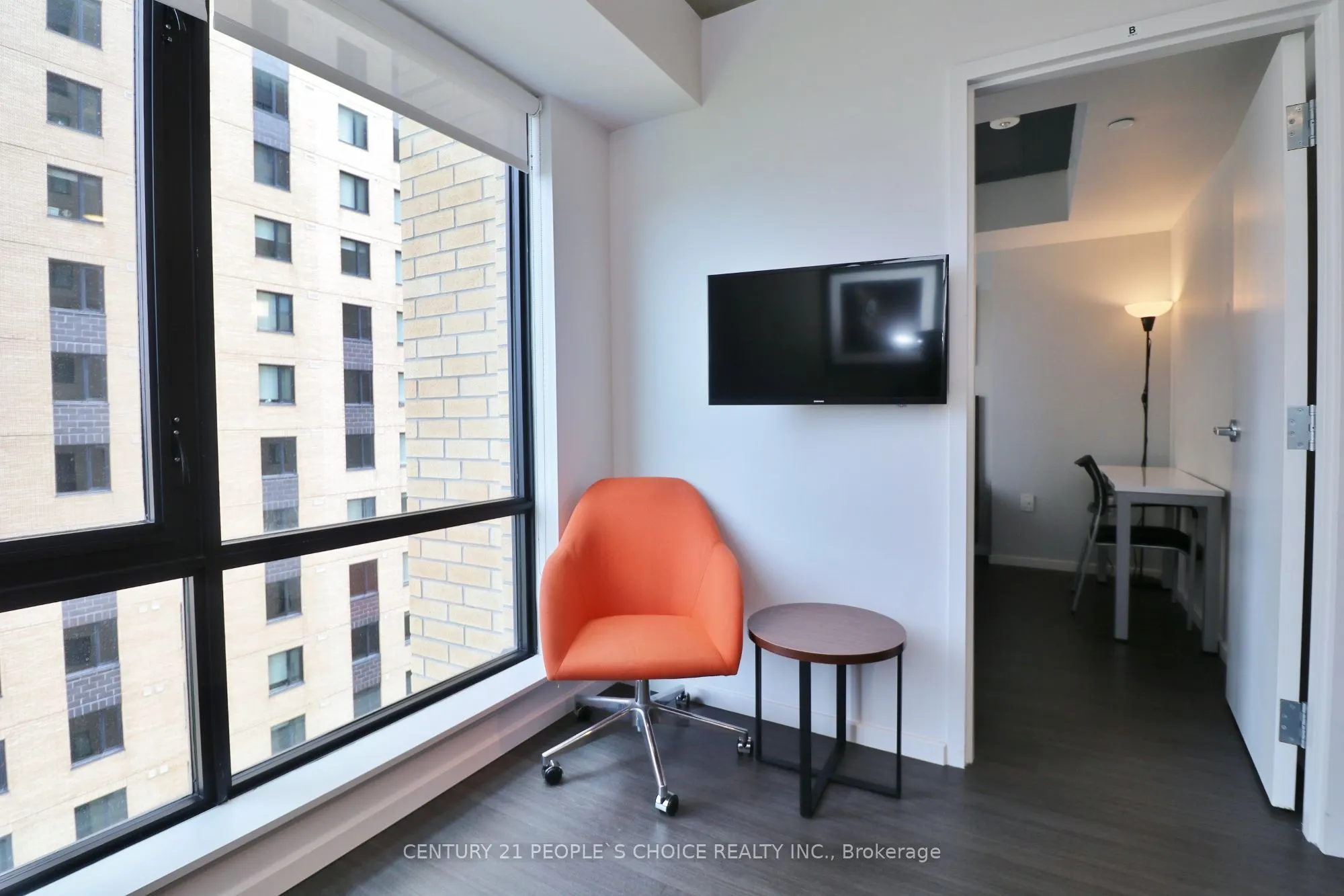 105 Champagne Avenue S, #1907