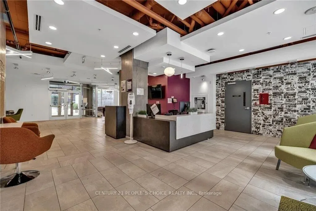 105 Champagne Avenue S, #1907