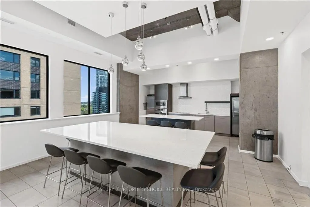 105 Champagne Avenue S, #1907