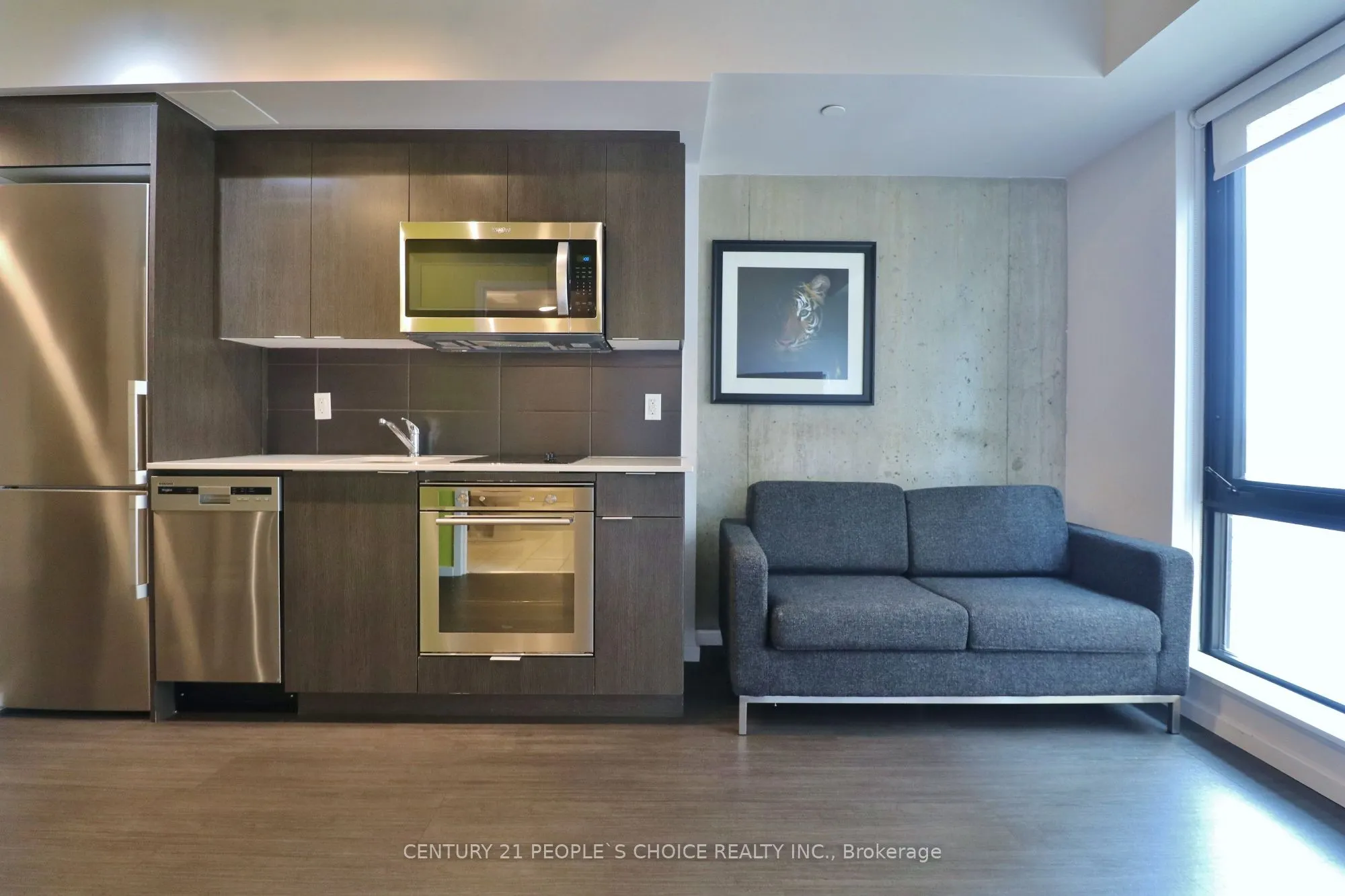 105 Champagne Avenue S, #1907