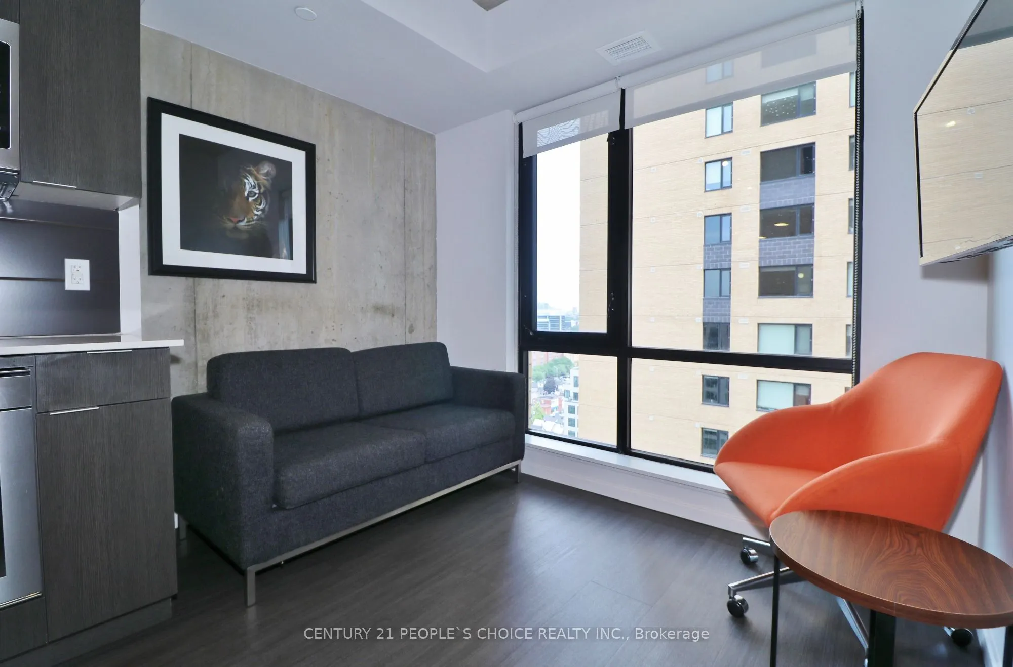 105 Champagne Avenue S, #1907