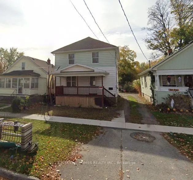 42 Russell Avenue