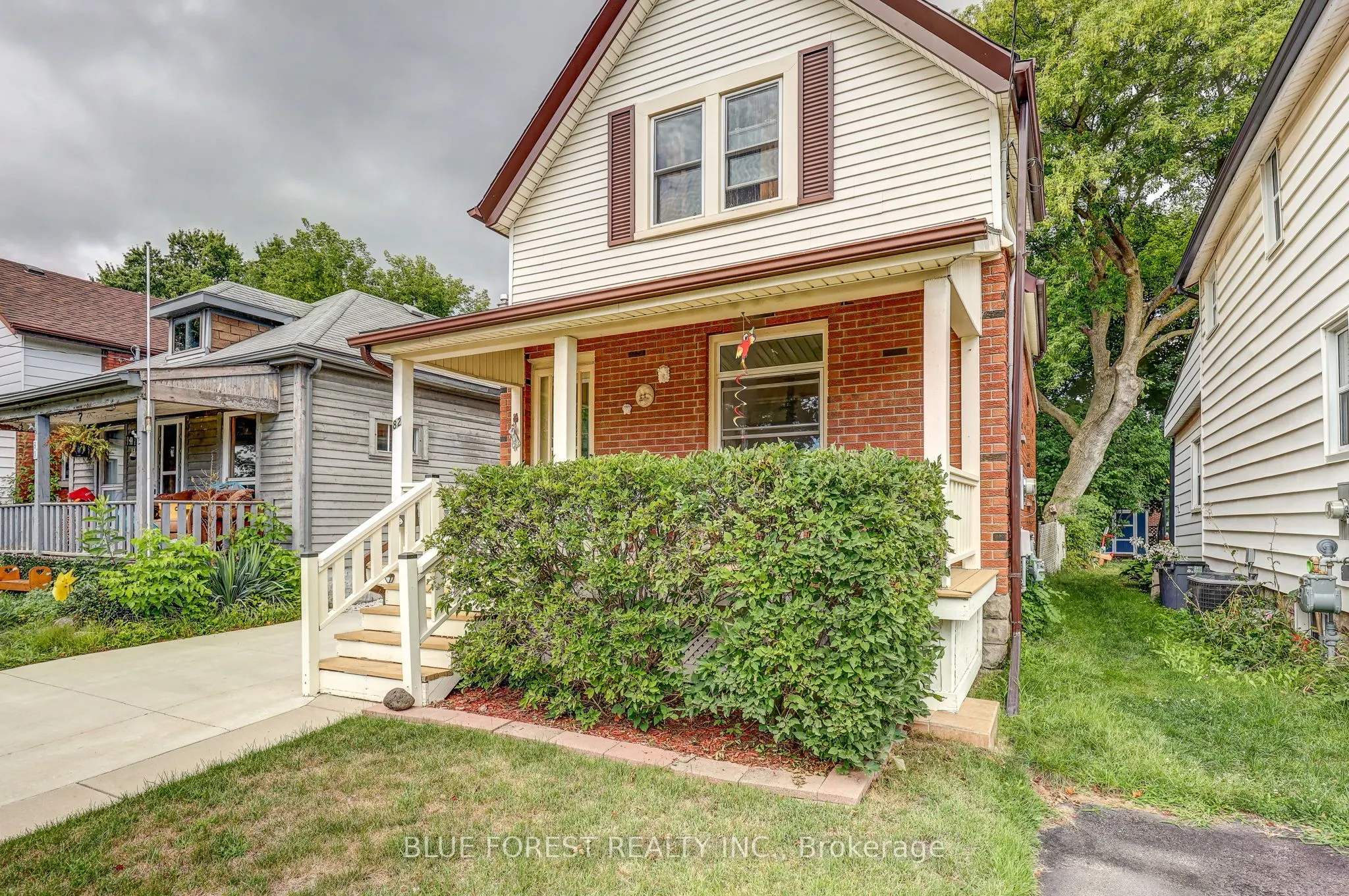 82 Connaught Avenue