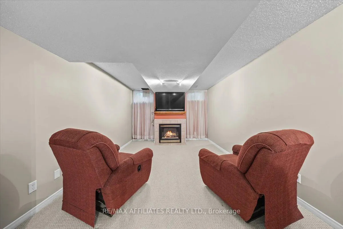 1639 Trenholm Lane
