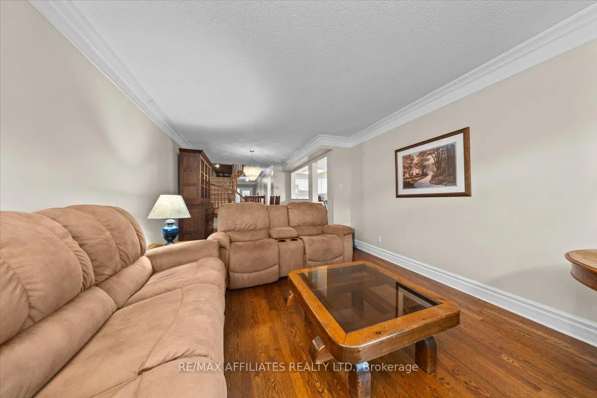 1639 Trenholm Lane