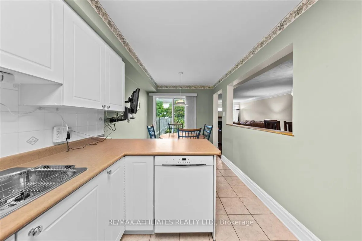 1639 Trenholm Lane