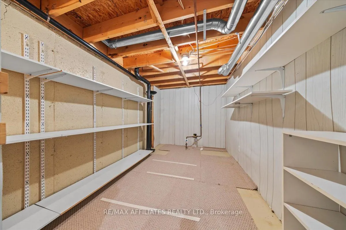 1639 Trenholm Lane