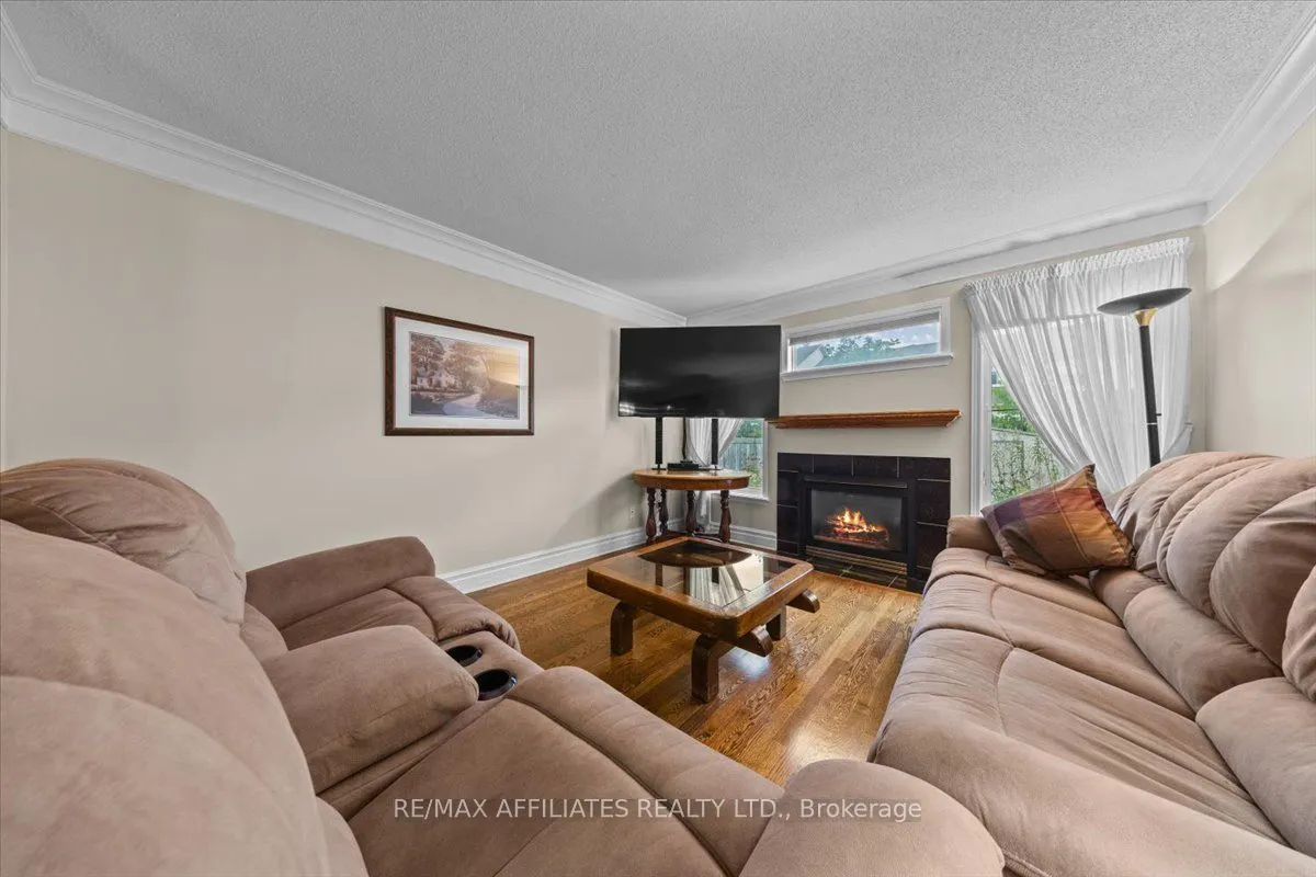 1639 Trenholm Lane