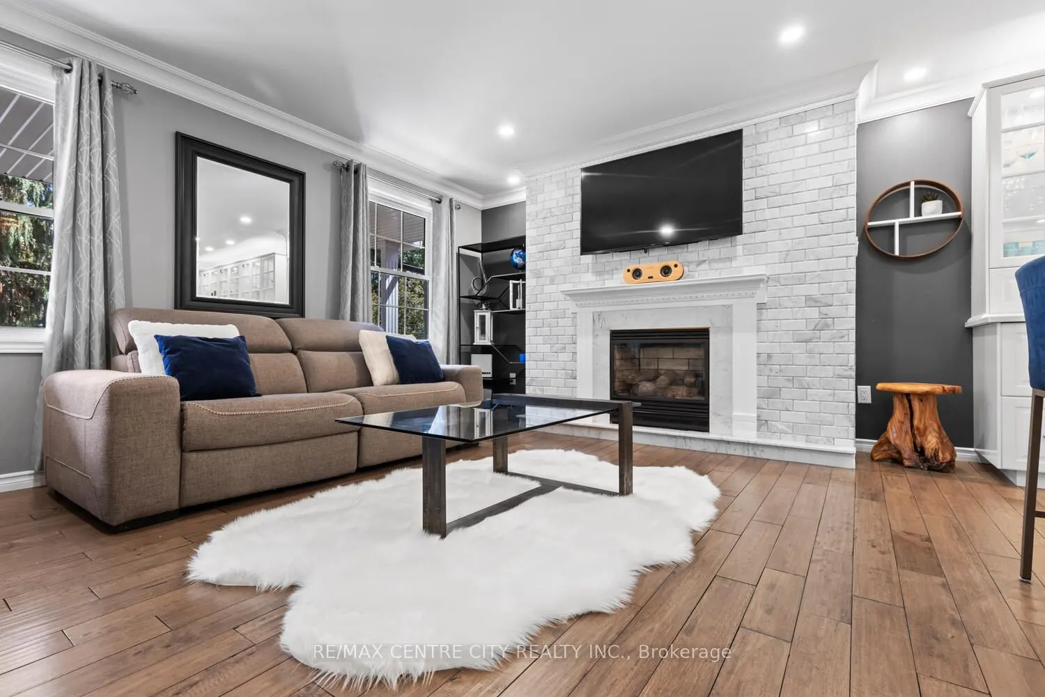 469 Belvedere Place