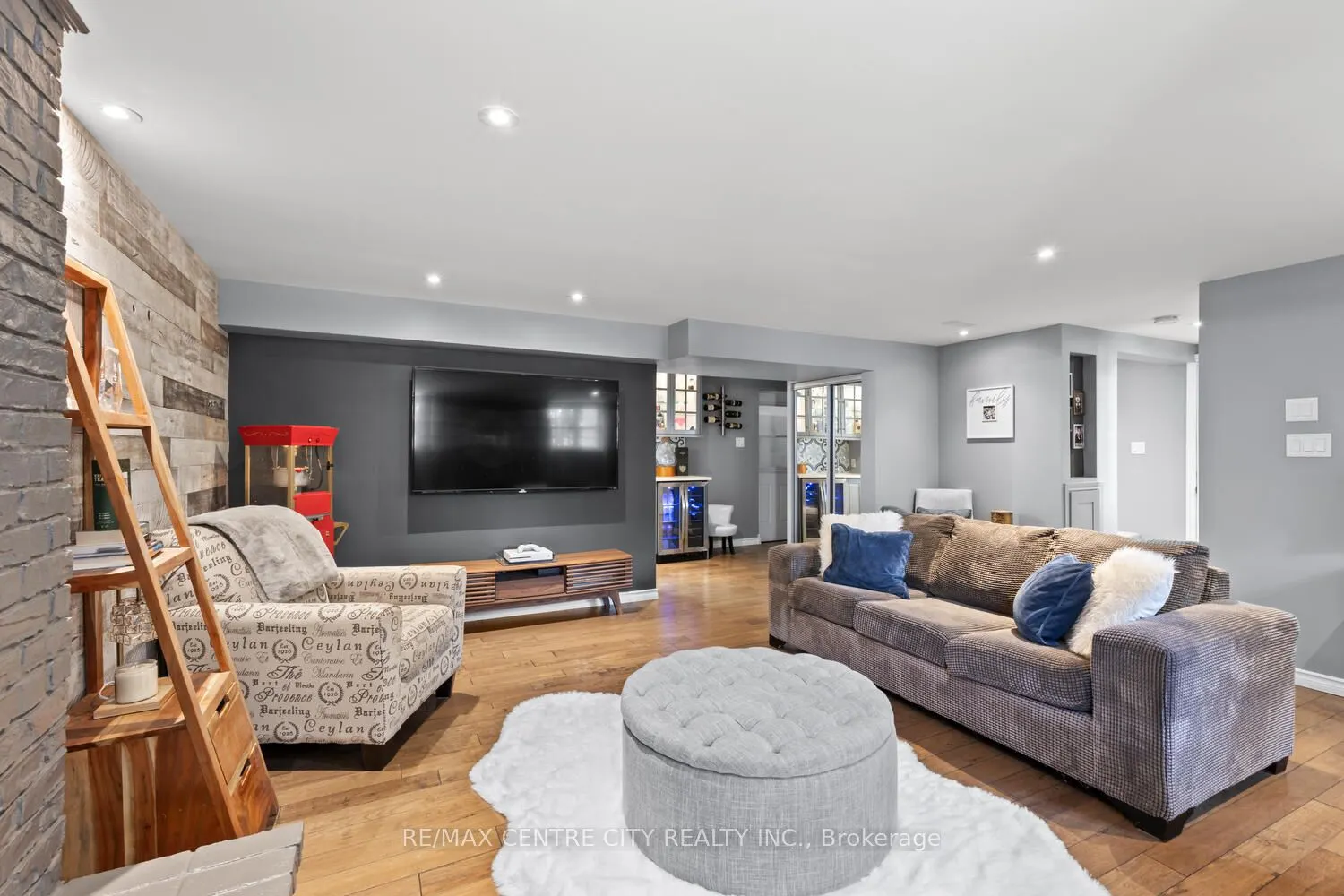 469 Belvedere Place