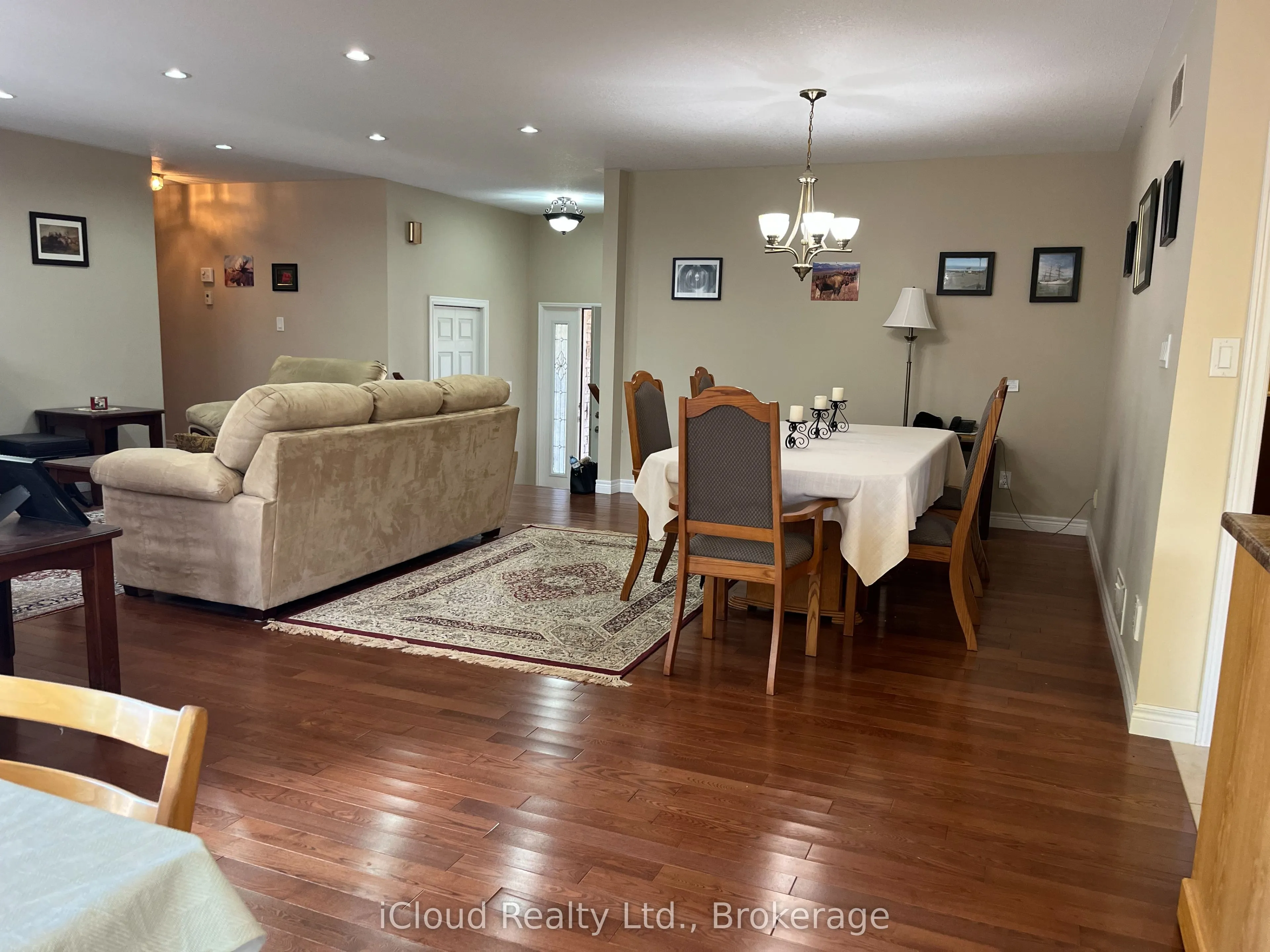 782 Brentwood Drive