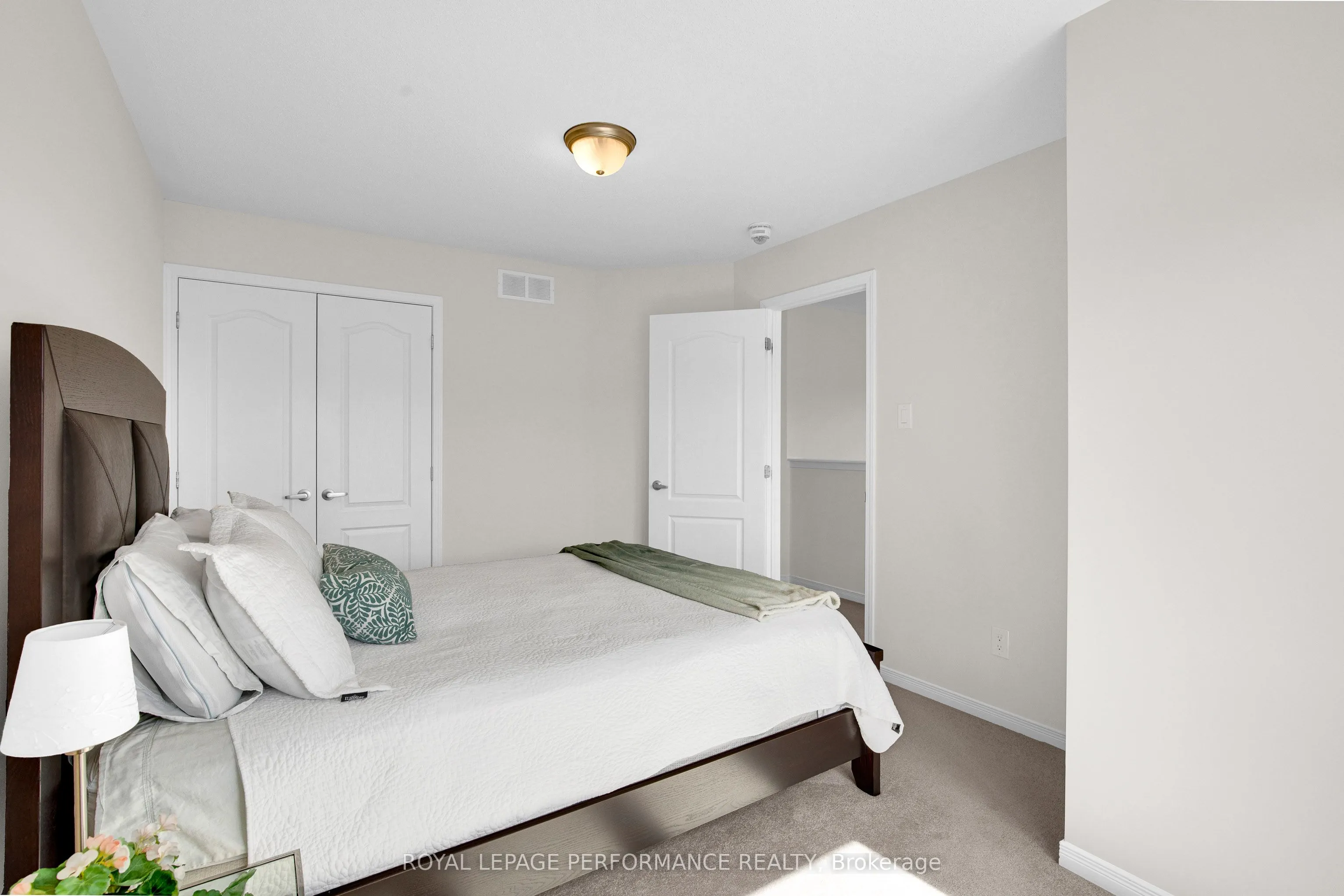 569 Radiant Private