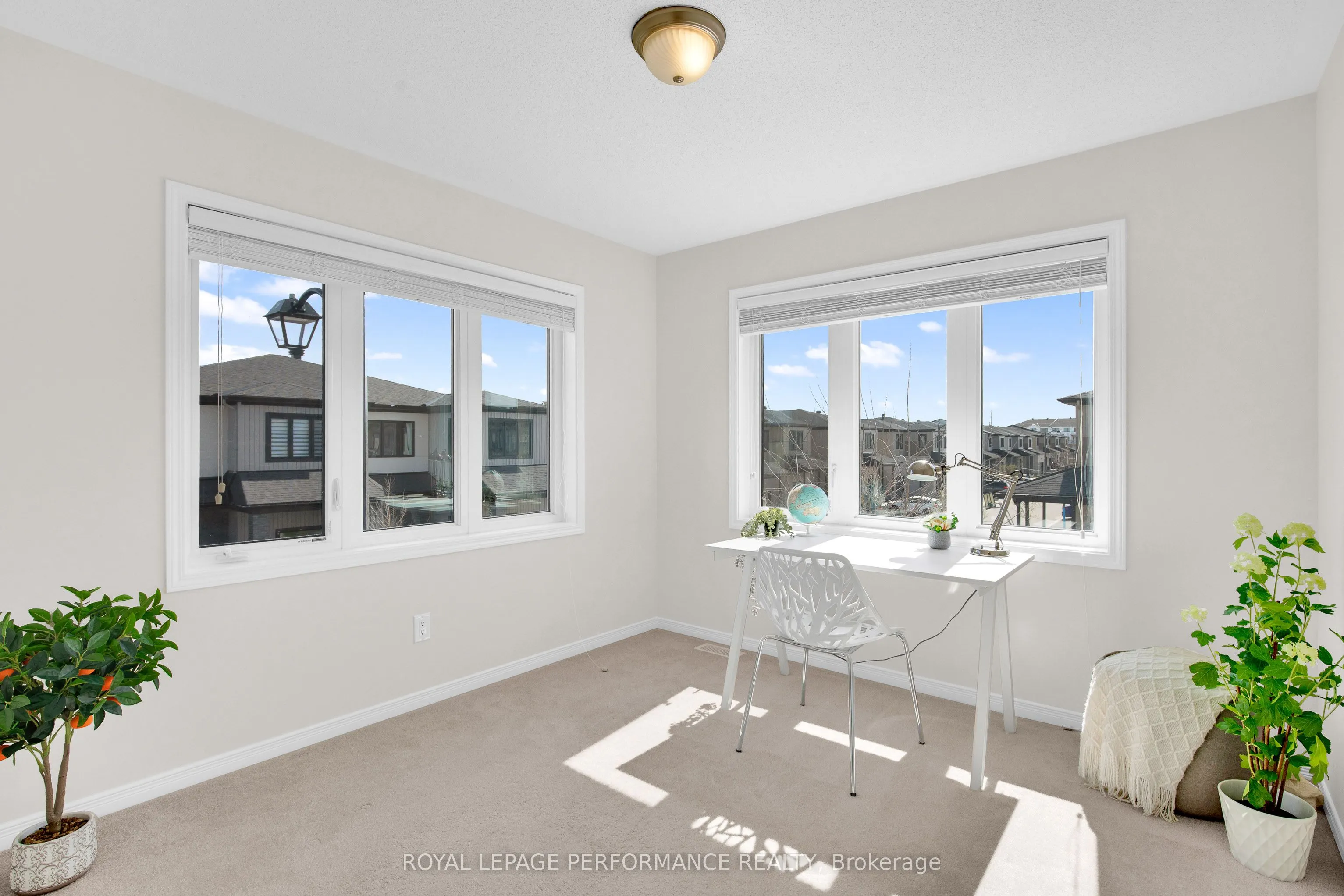 569 Radiant Private