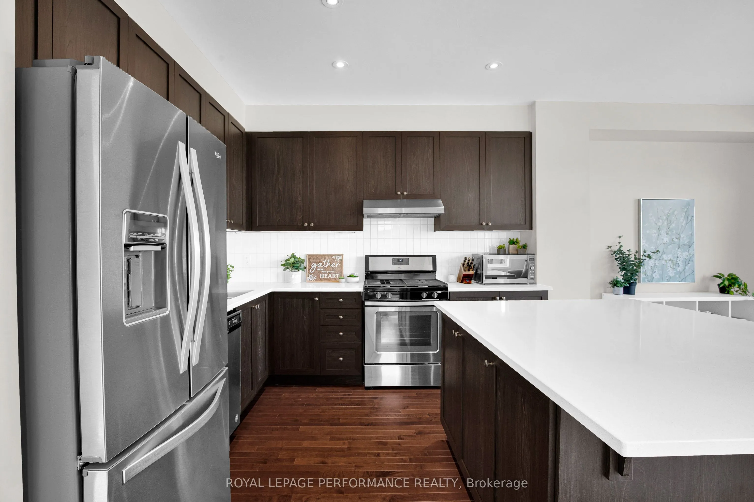 569 Radiant Private