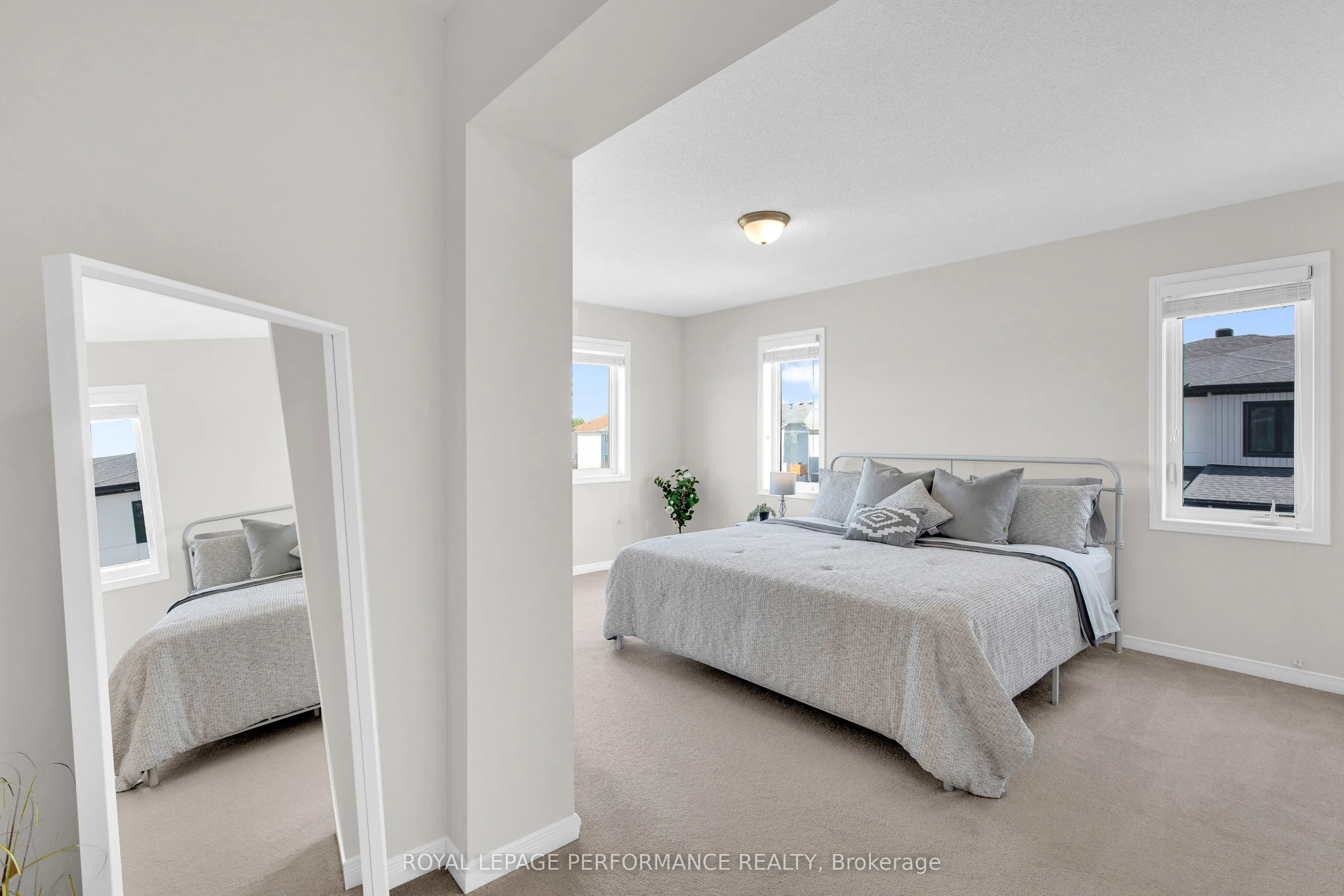 569 Radiant Private
