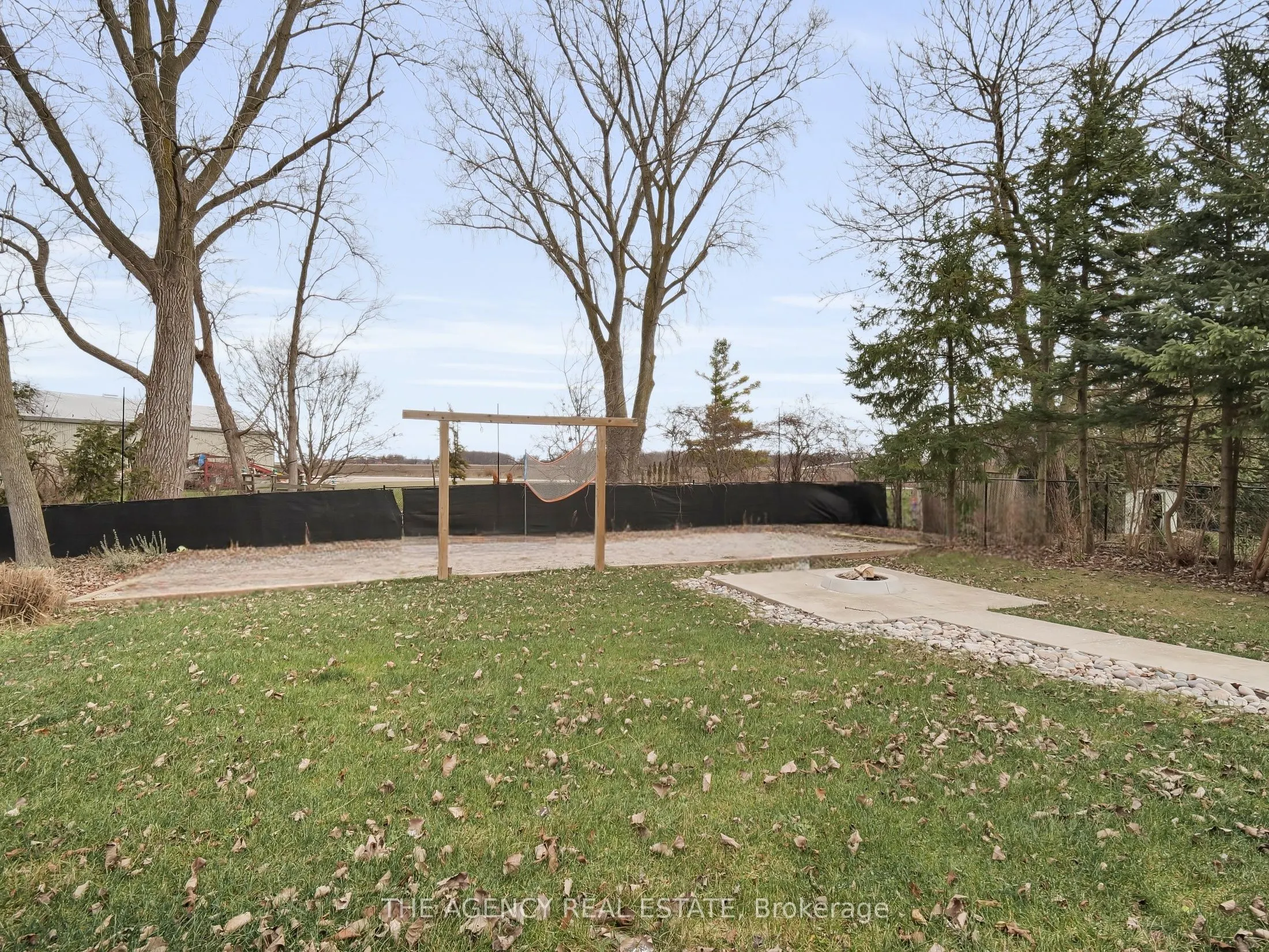 8464 Adams Court