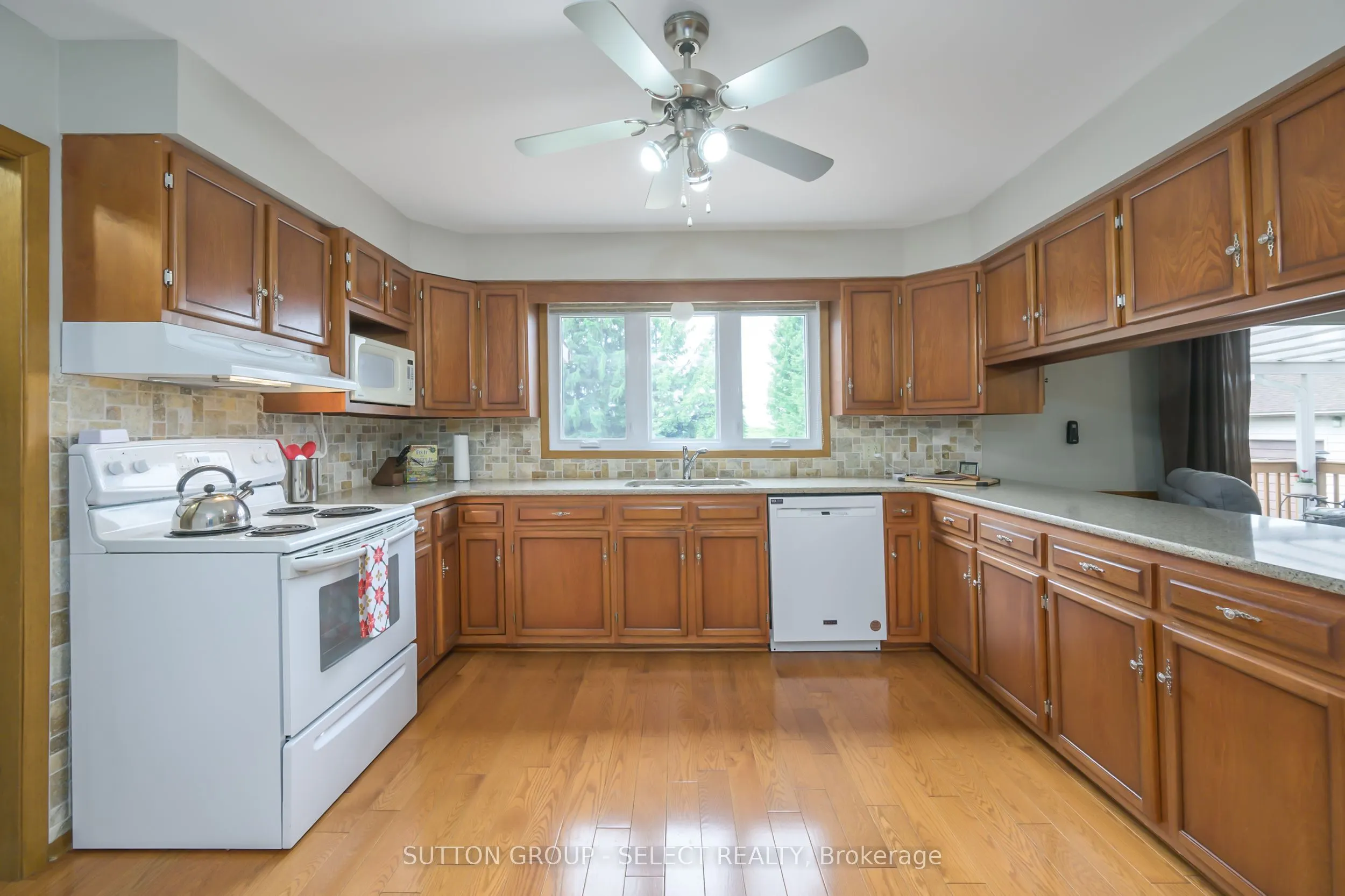 23605 COLDSTREAM Road