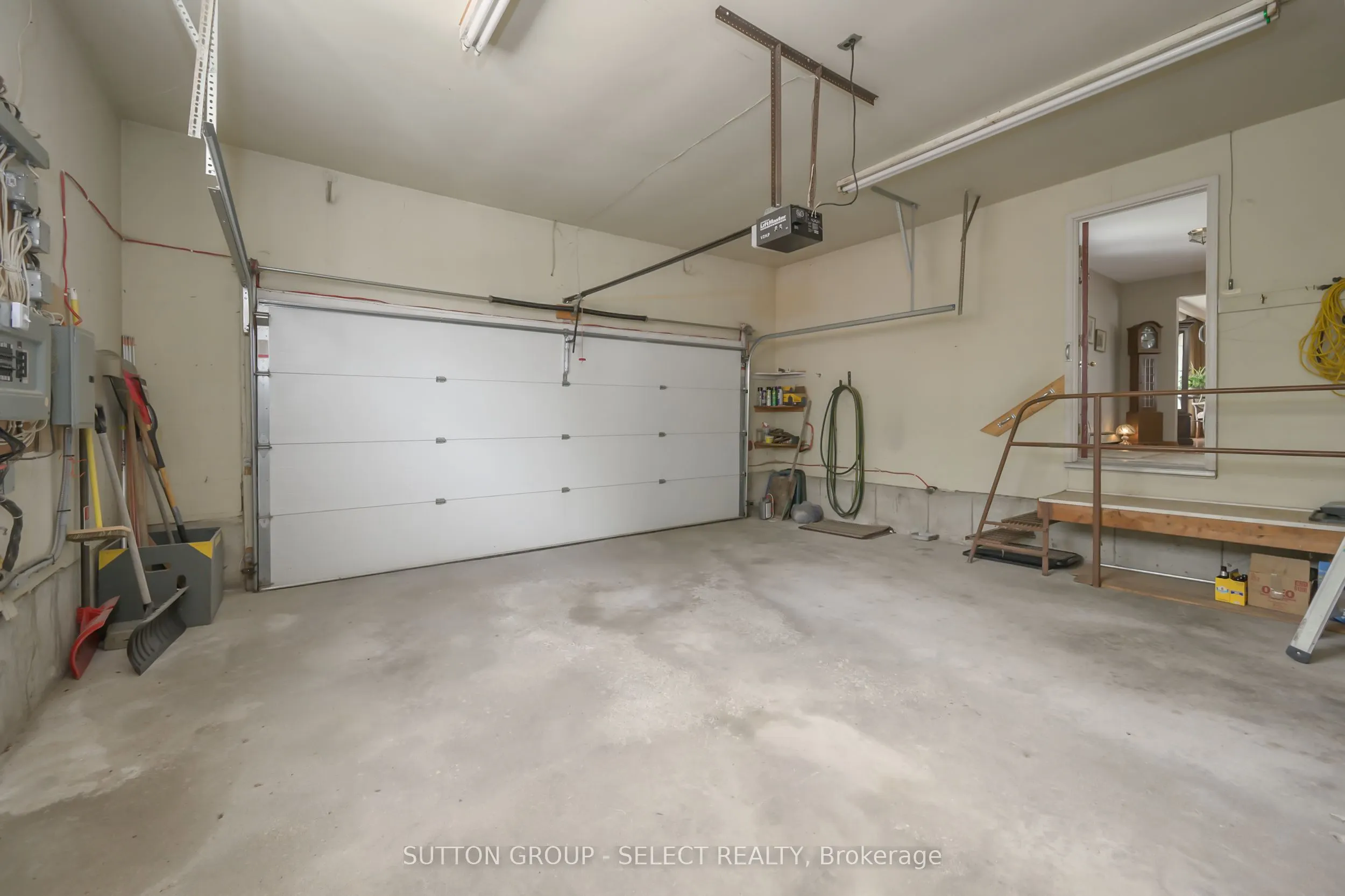 23605 COLDSTREAM Road