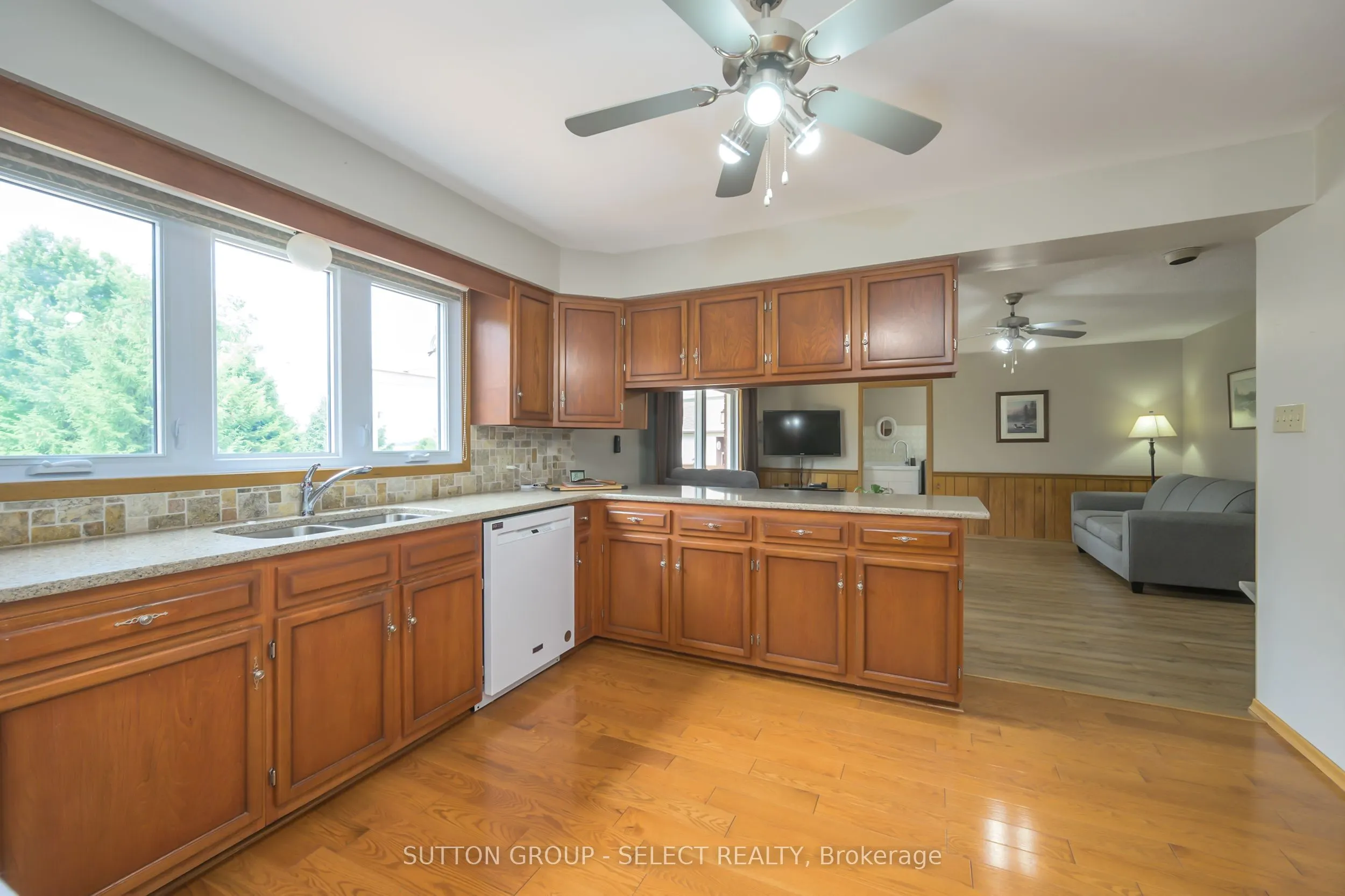 23605 COLDSTREAM Road