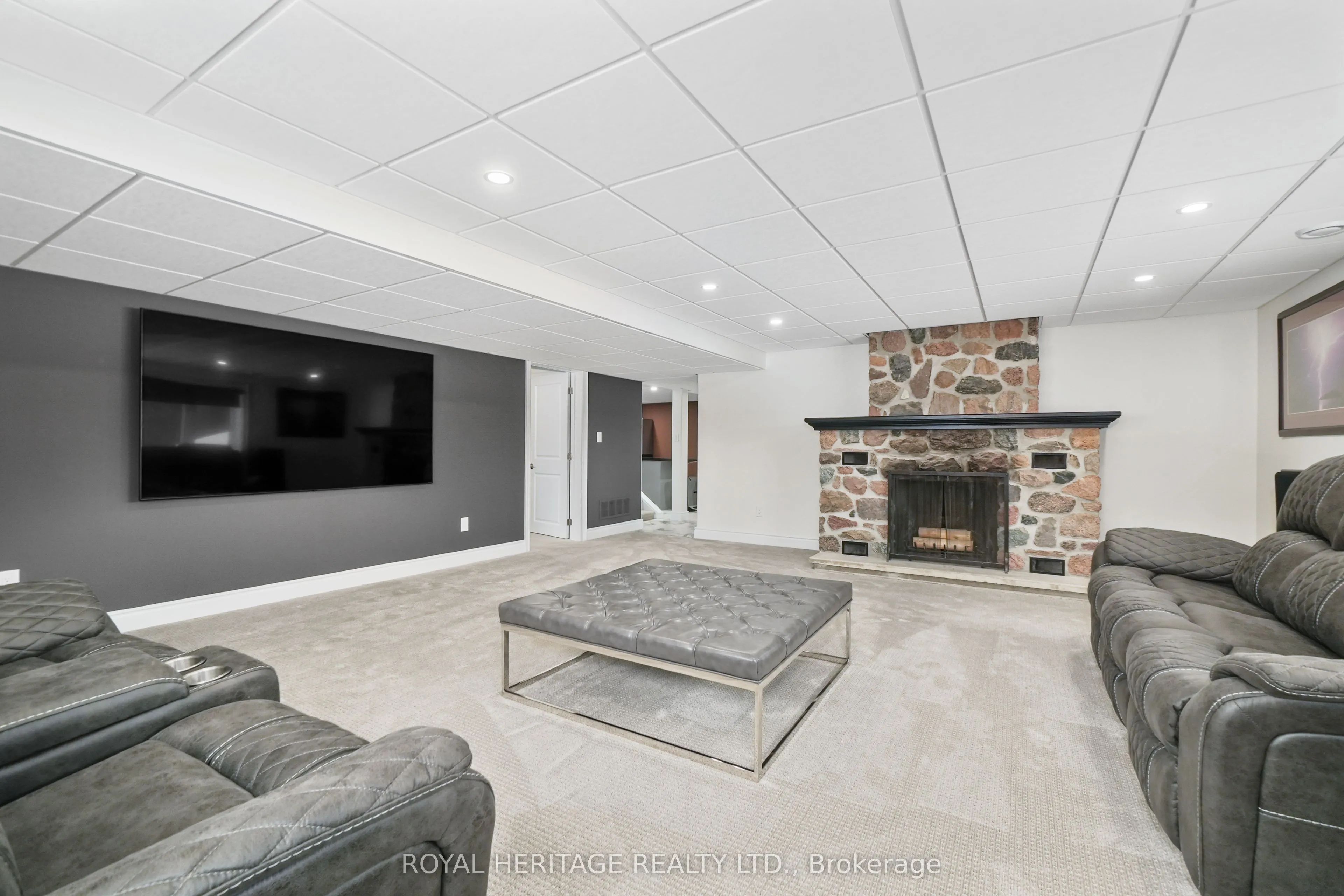 8803 Dale Road