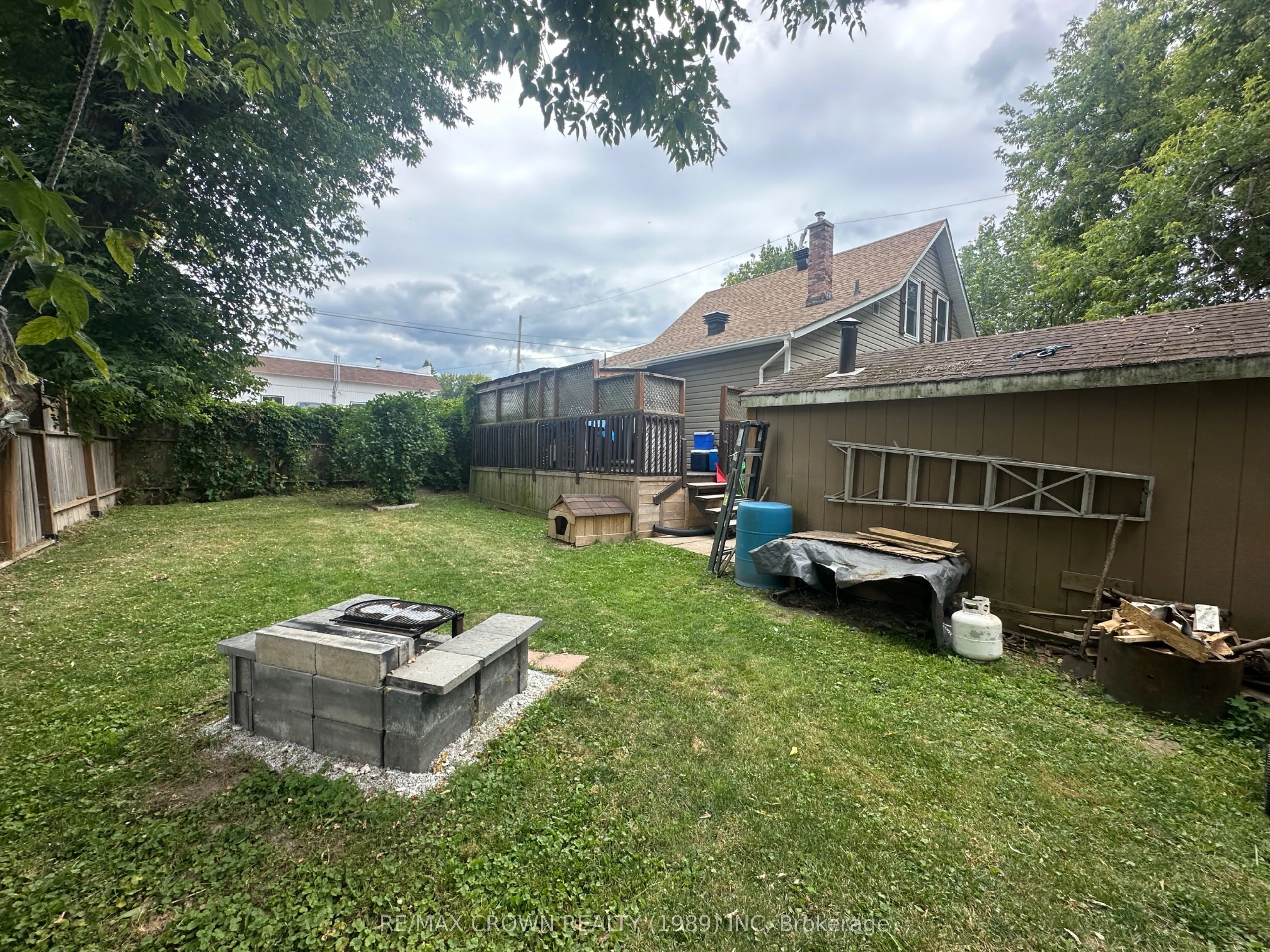 62 Memorial Park Drive W