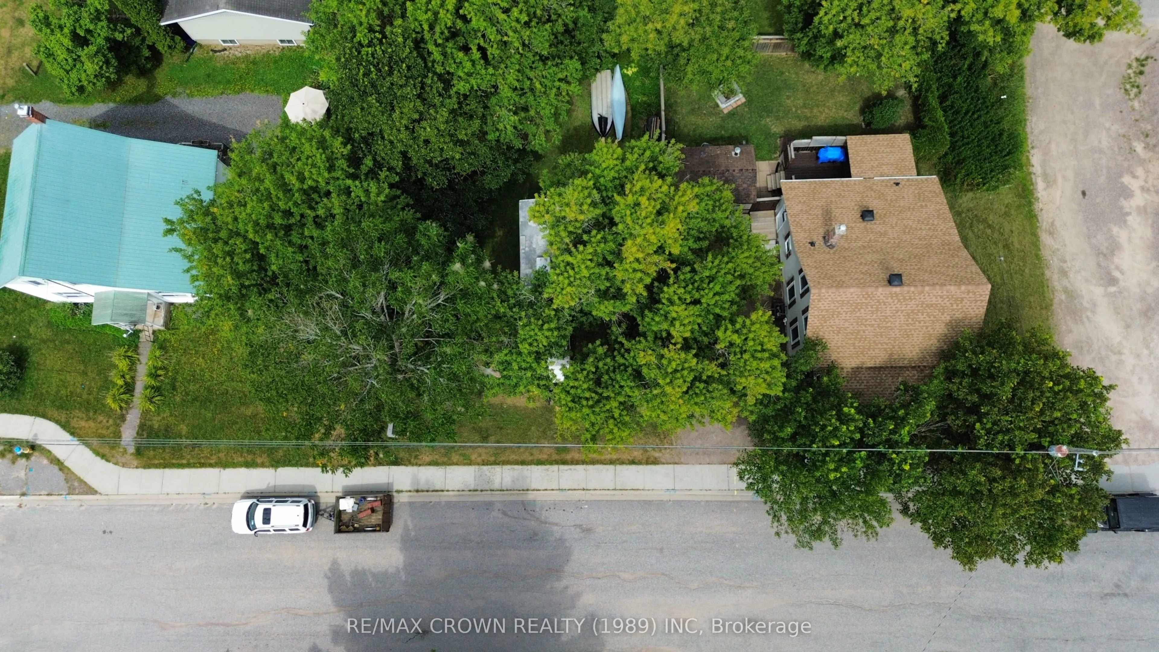 62 Memorial Park Drive W