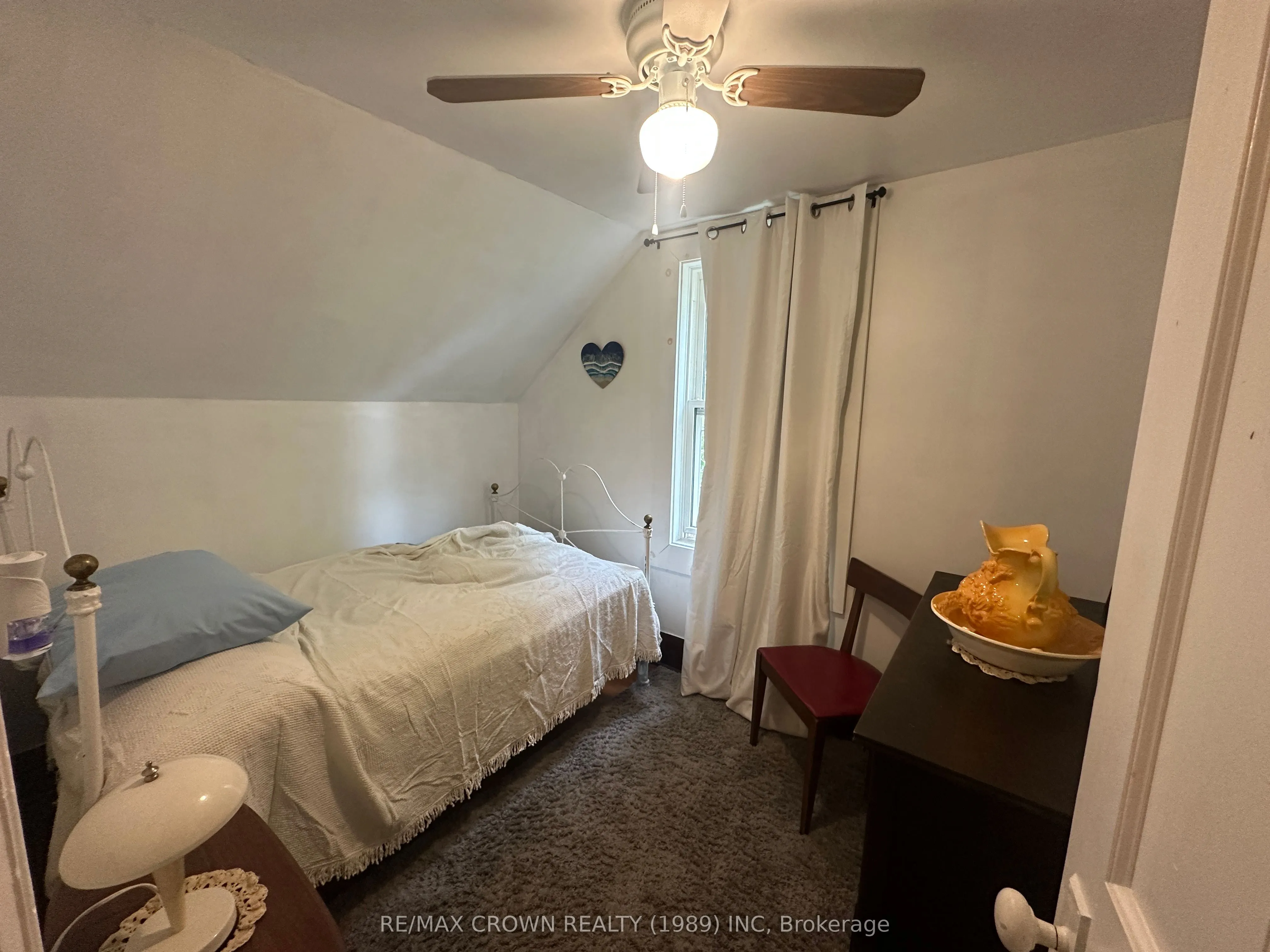 62 Memorial Park Drive W