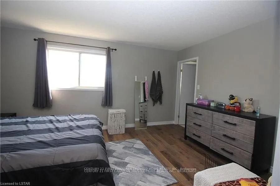 945 Homeview Court