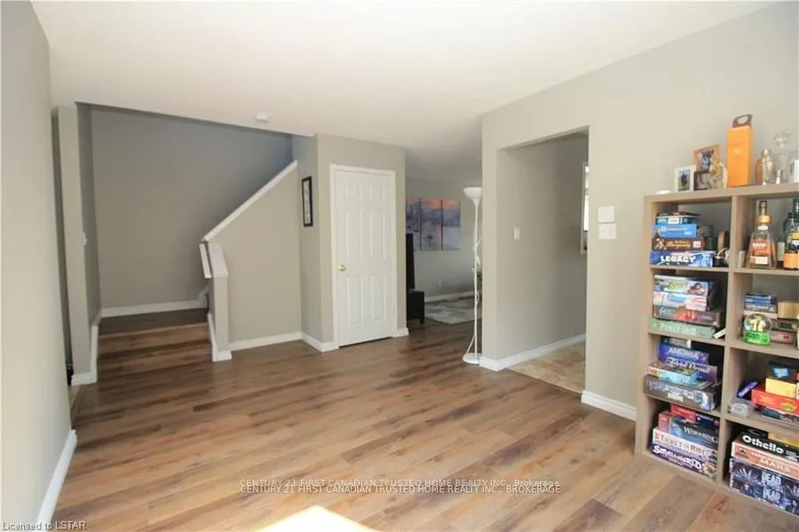 945 Homeview Court