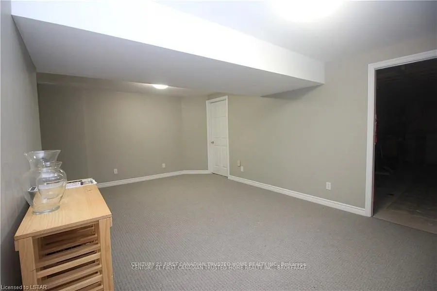 945 Homeview Court