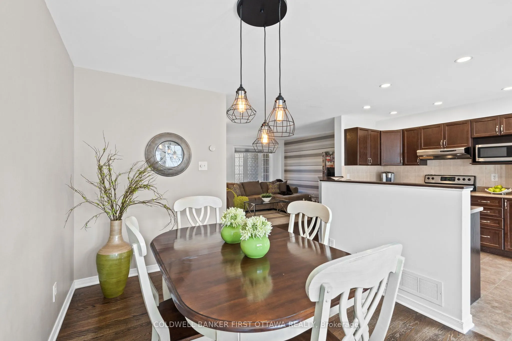 280 Applecross Crescent