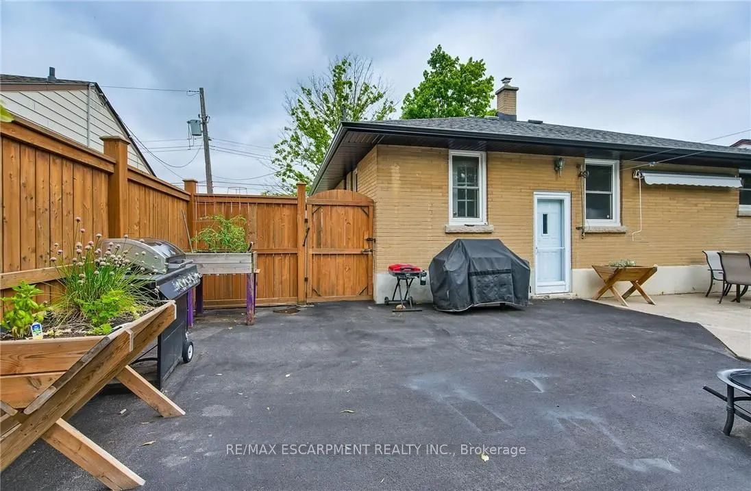 50 Sandalwood Avenue