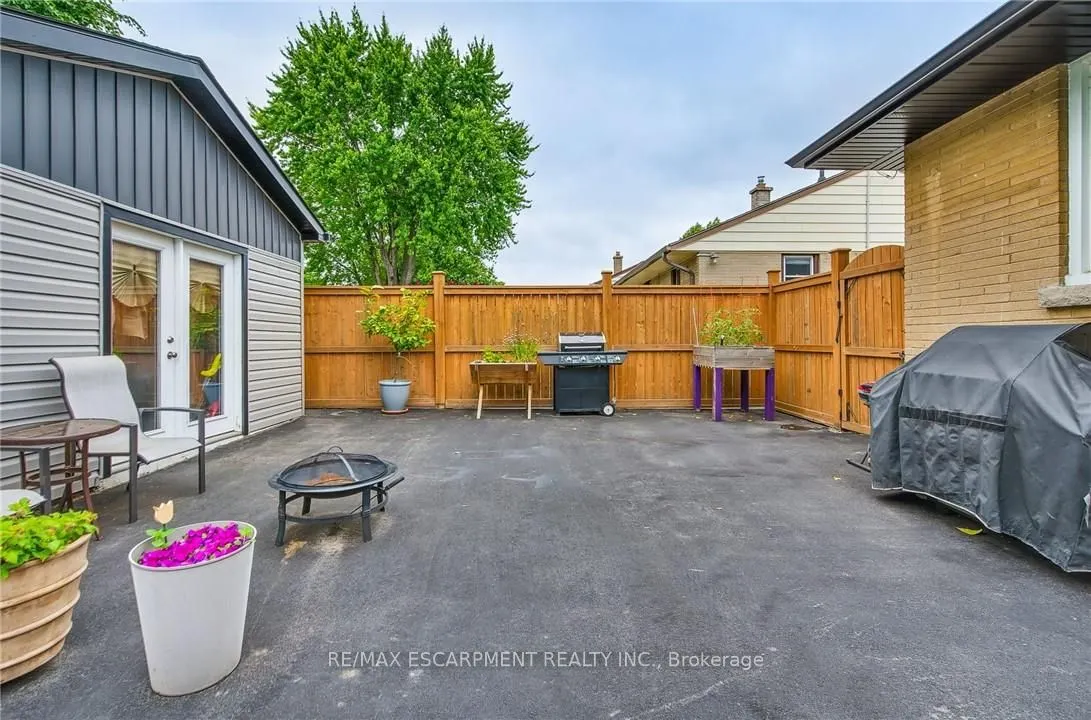 50 Sandalwood Avenue