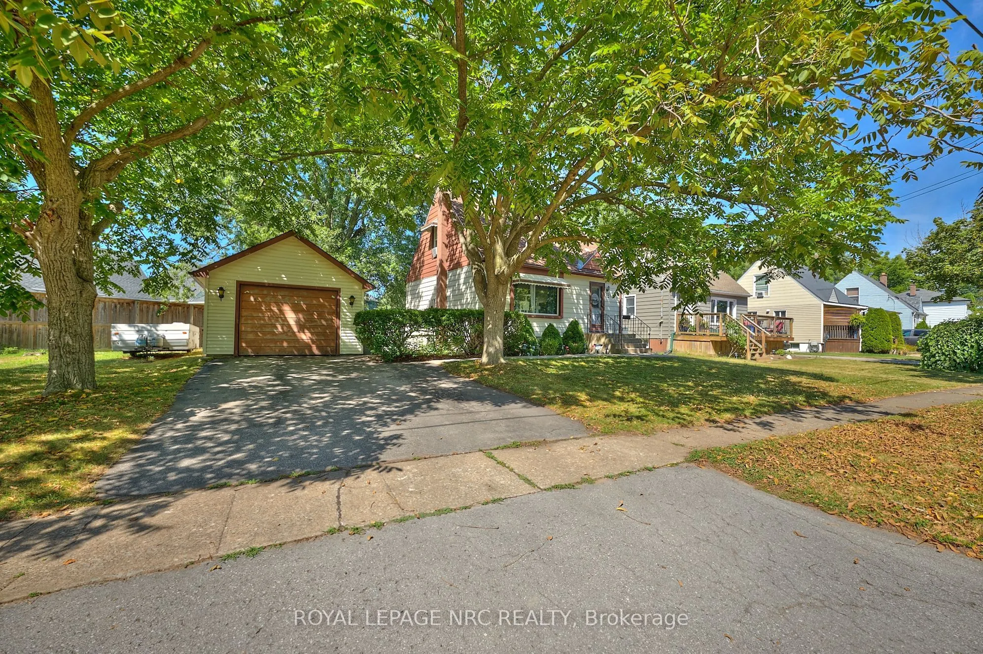 7221 Windsor Crescent