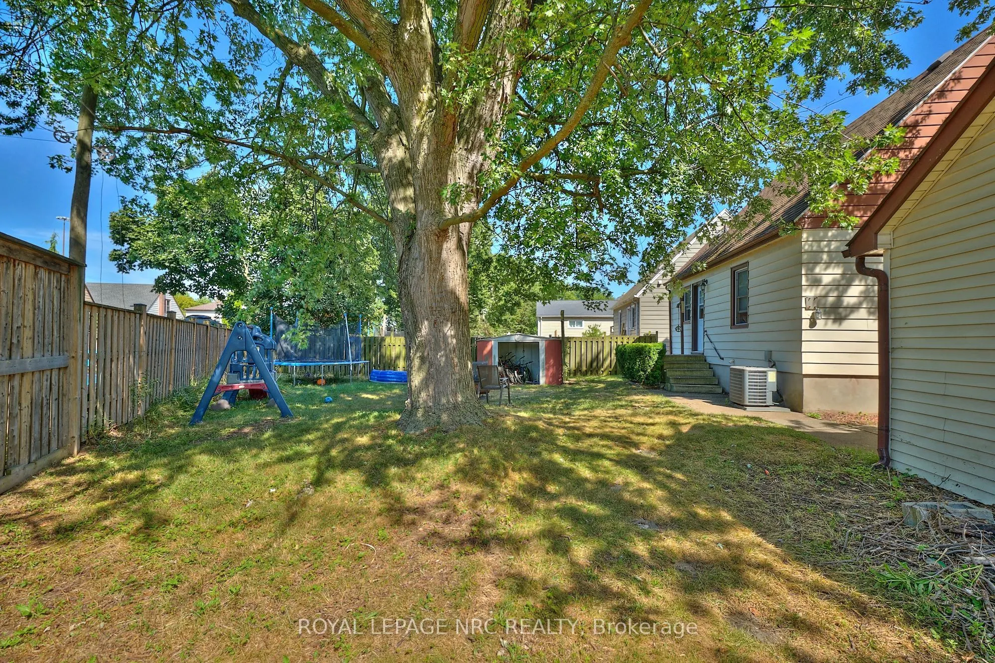 7221 Windsor Crescent