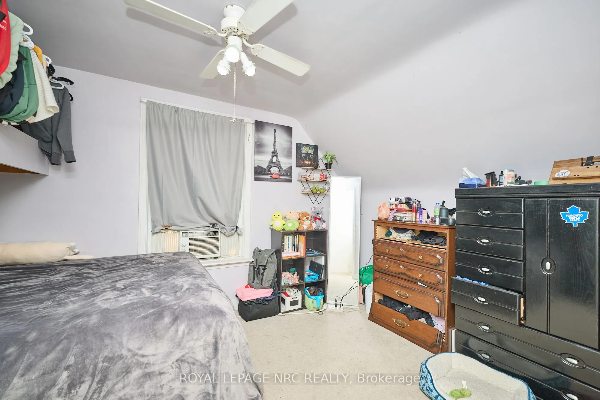7221 Windsor Crescent